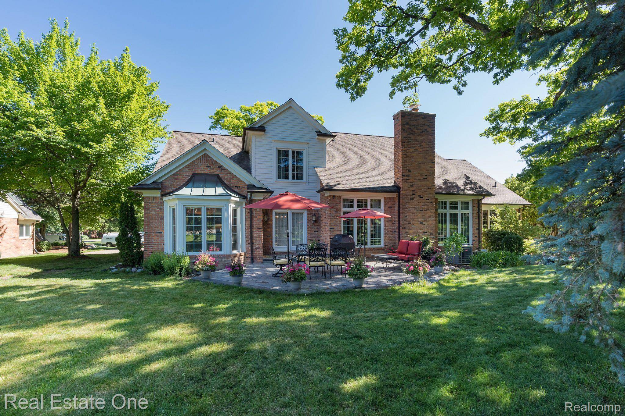 Rochester, MI 48307,1531 Stony Creek DR