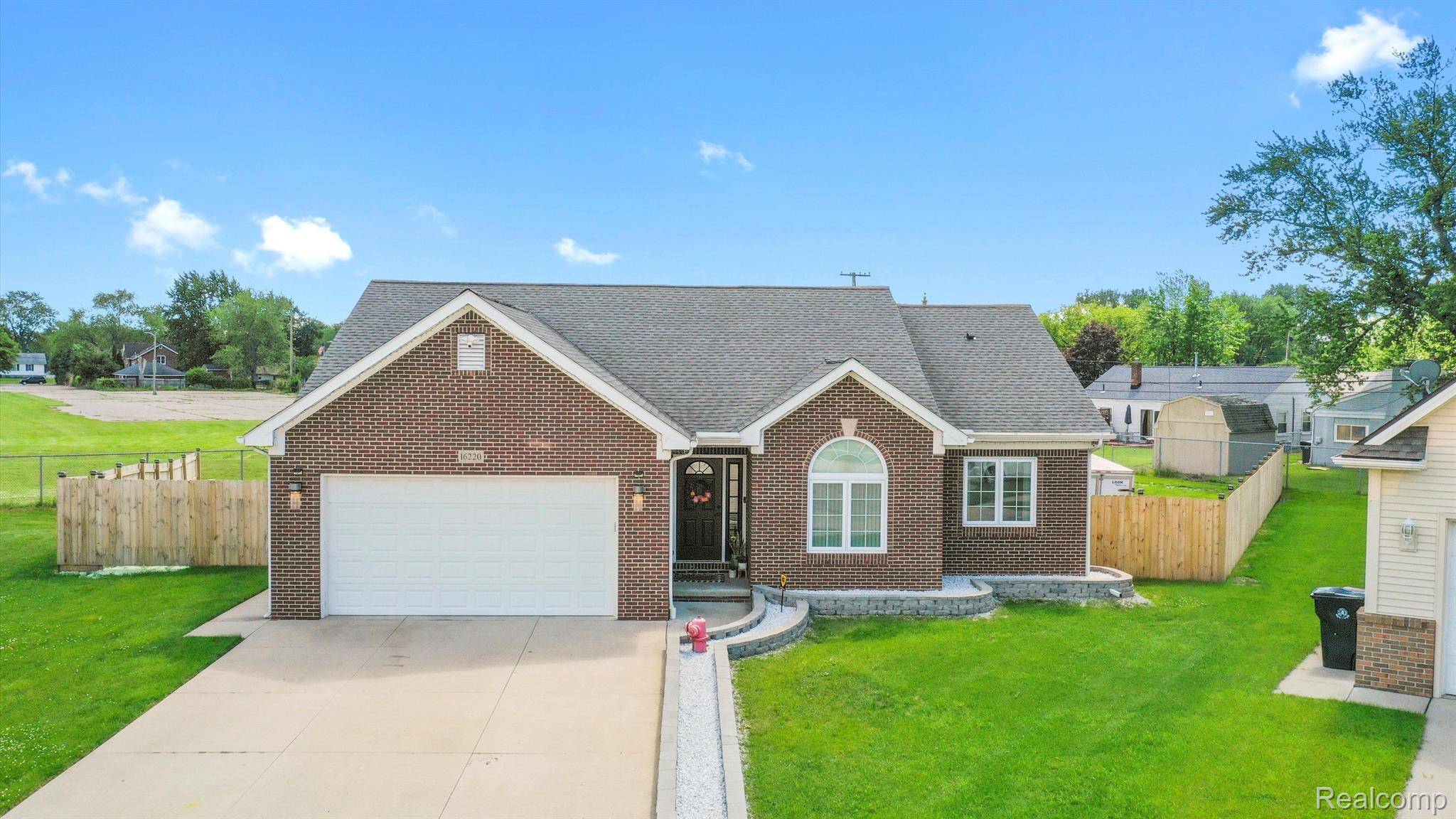 Roseville, MI 48066,16220 Guest CT