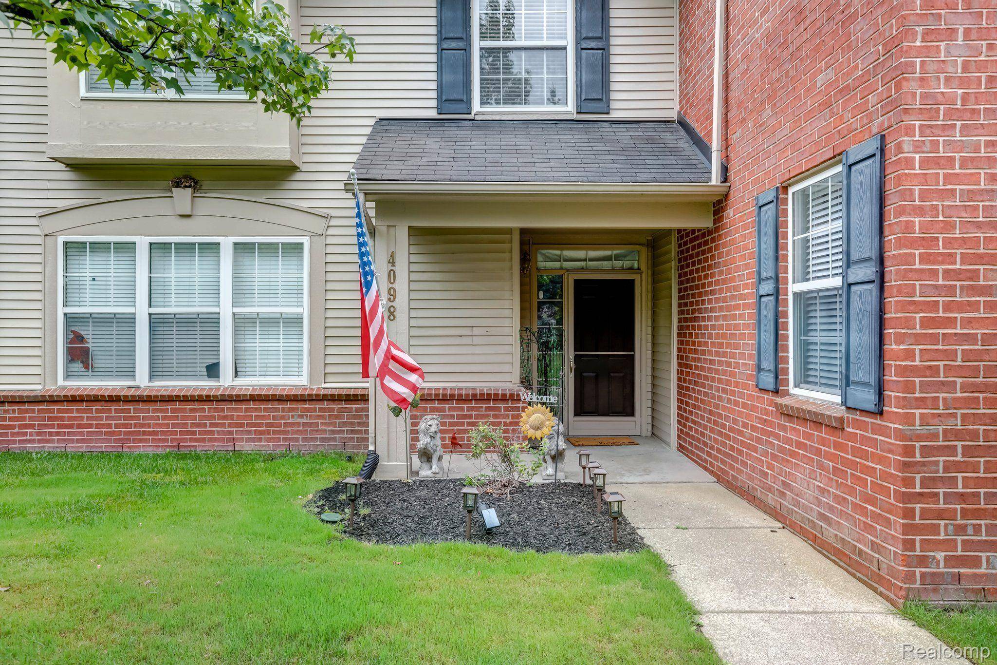 Canton, MI 48188,4098 Elizabeth AVE