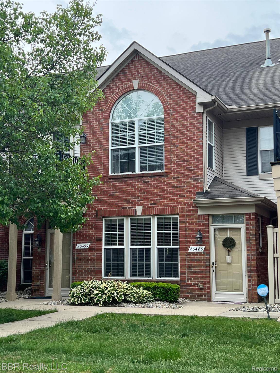 Woodhaven, MI 48183,23485 WILLIAMSBURG CIR