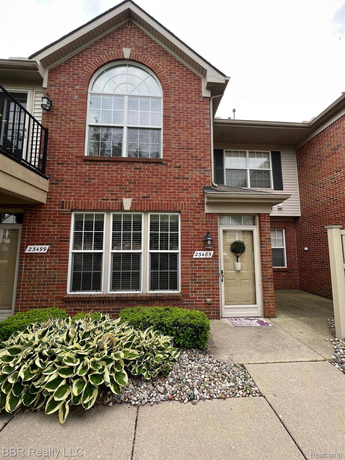 Woodhaven, MI 48183,23485 WILLIAMSBURG CIR