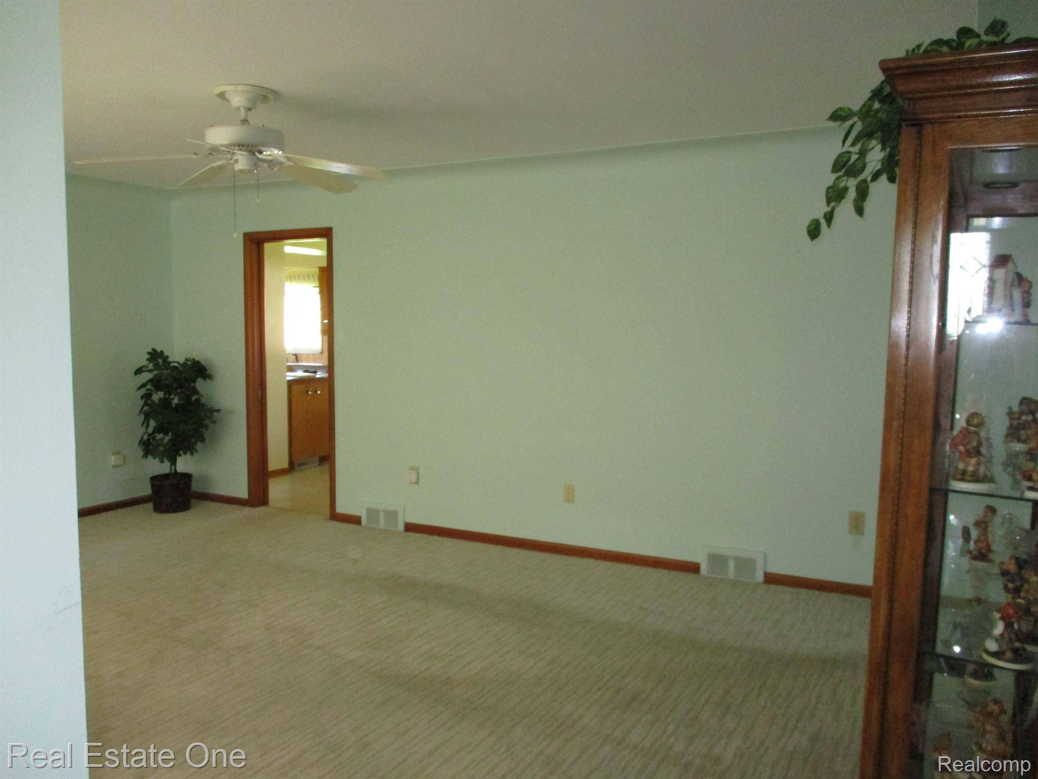 Warren, MI 48091,26800 CRYSTAL AVE