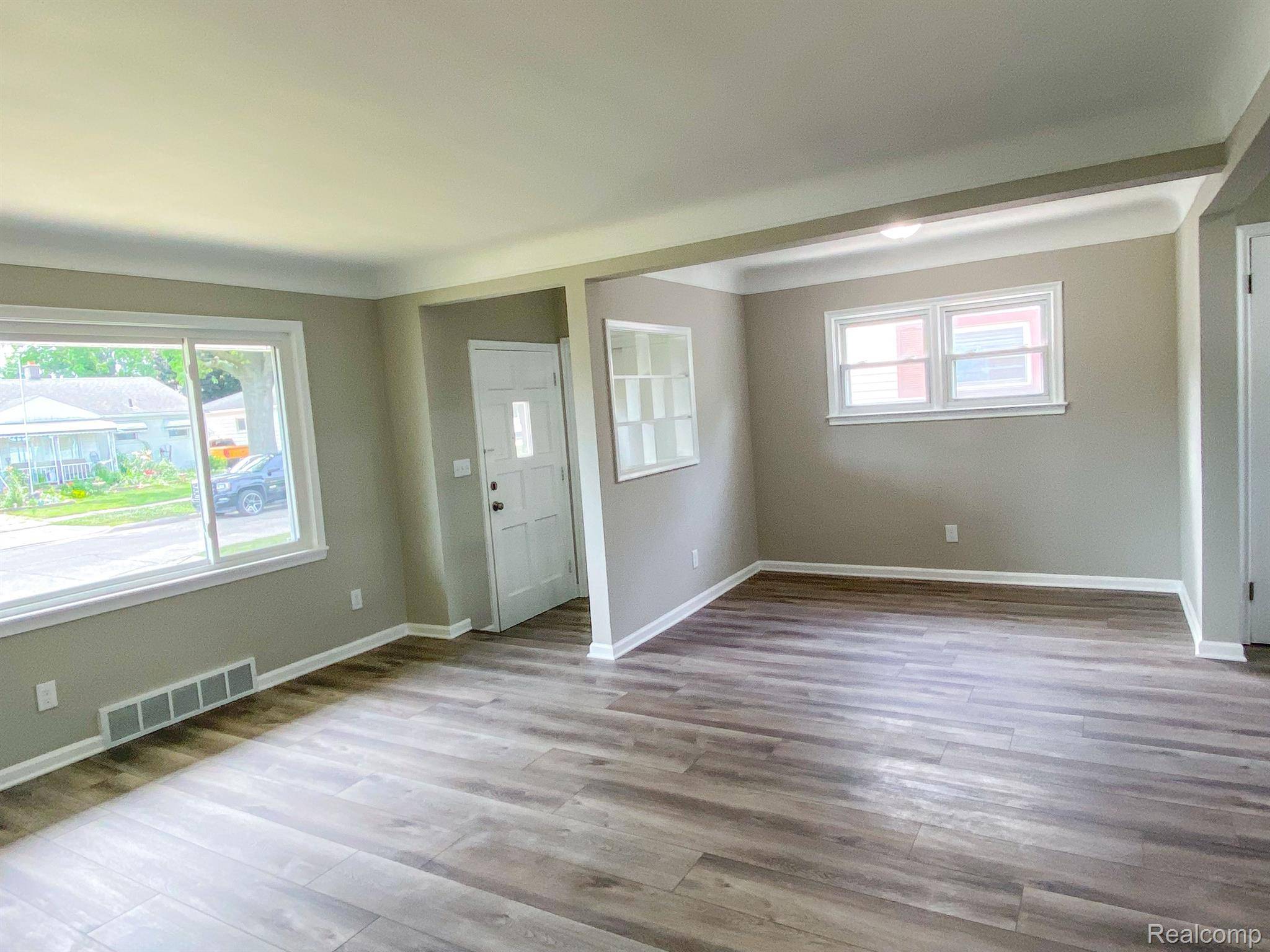 Roseville, MI 48066,29085 COMMONWEALTH ST