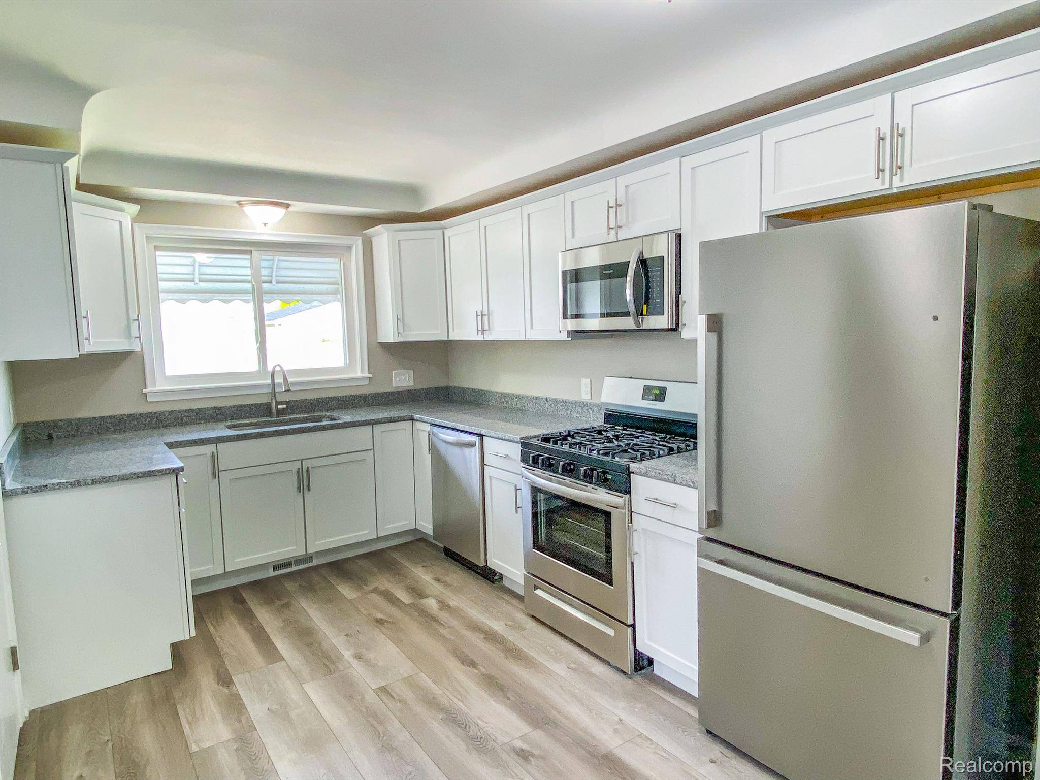 Roseville, MI 48066,29085 COMMONWEALTH ST