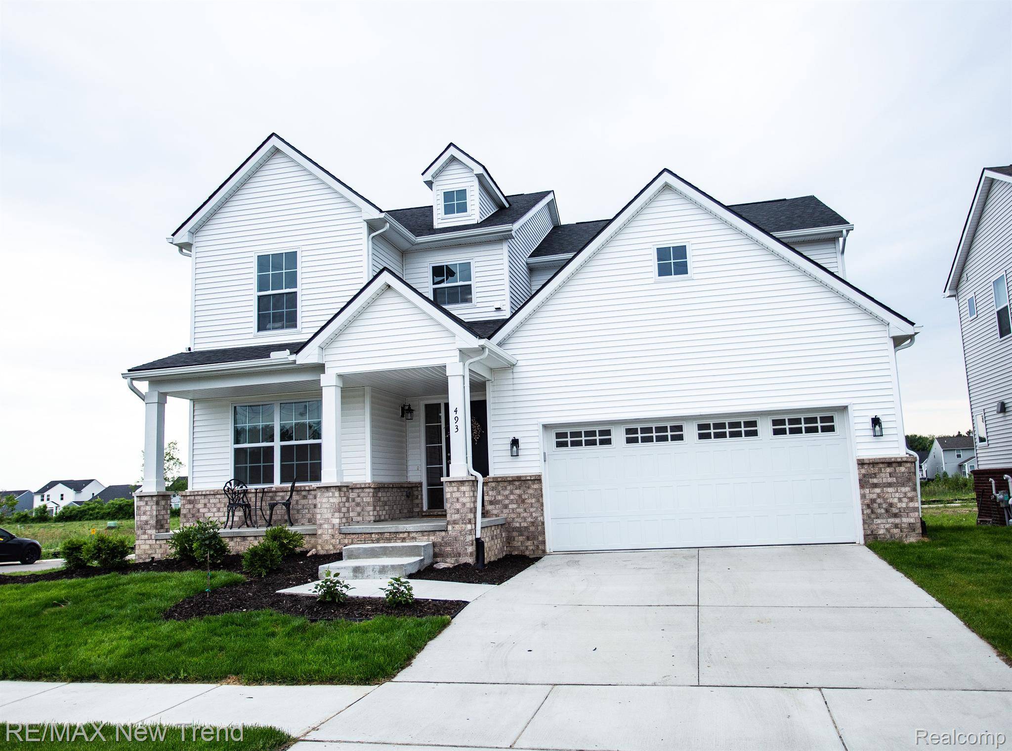 Wixom, MI 48393,493 PATTAN DR