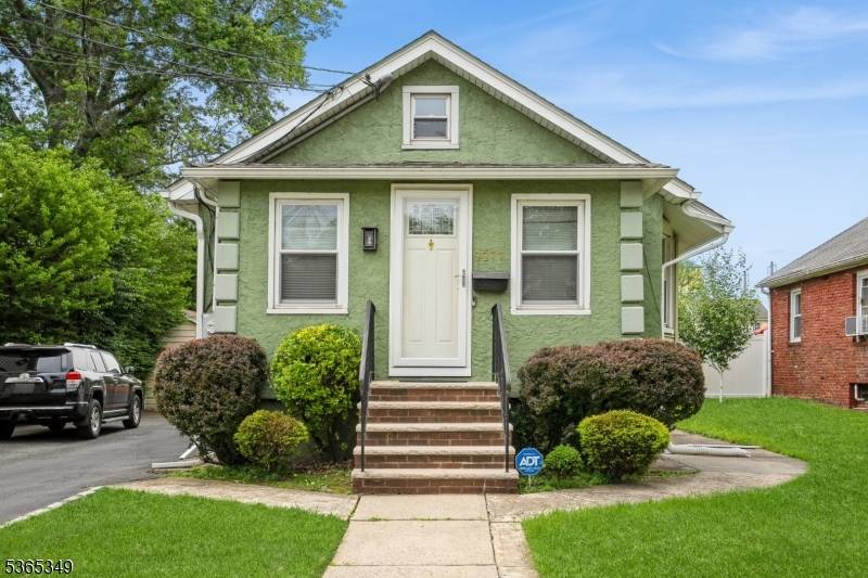 Rahway City, NJ 07065,2277 Price St