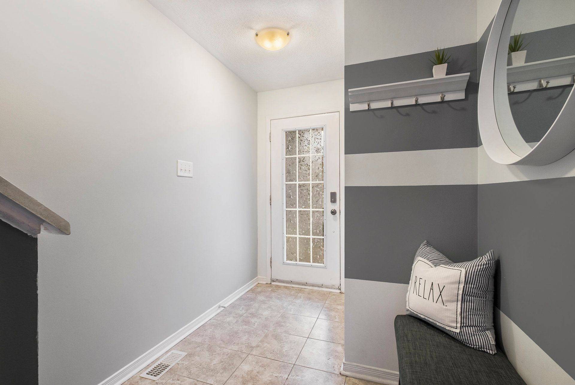 Barrhaven, ON K2J 0C3,203 Kennevale DR