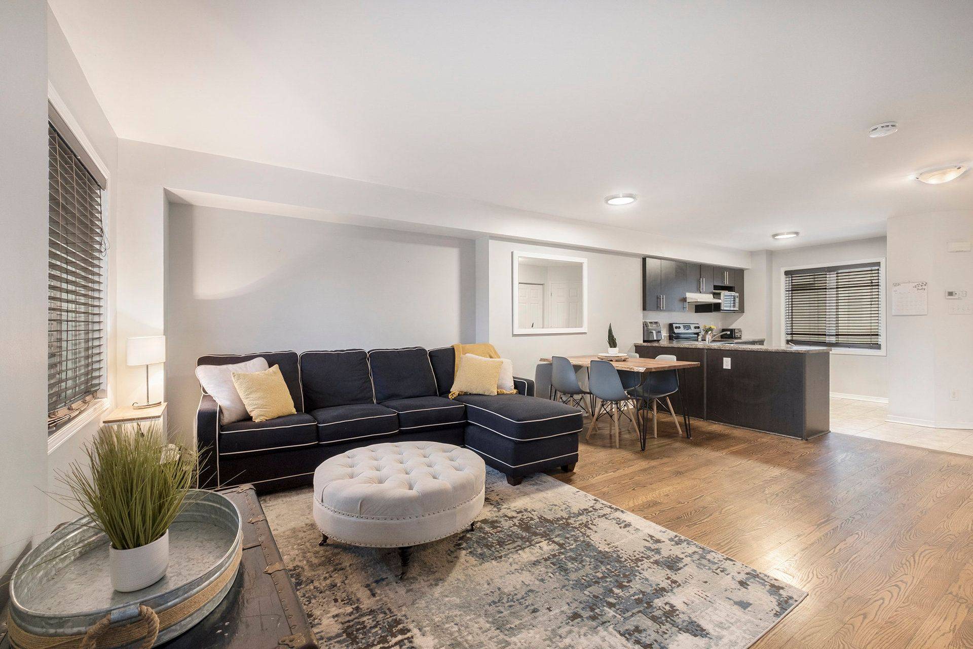 Barrhaven, ON K2J 0C3,203 Kennevale DR