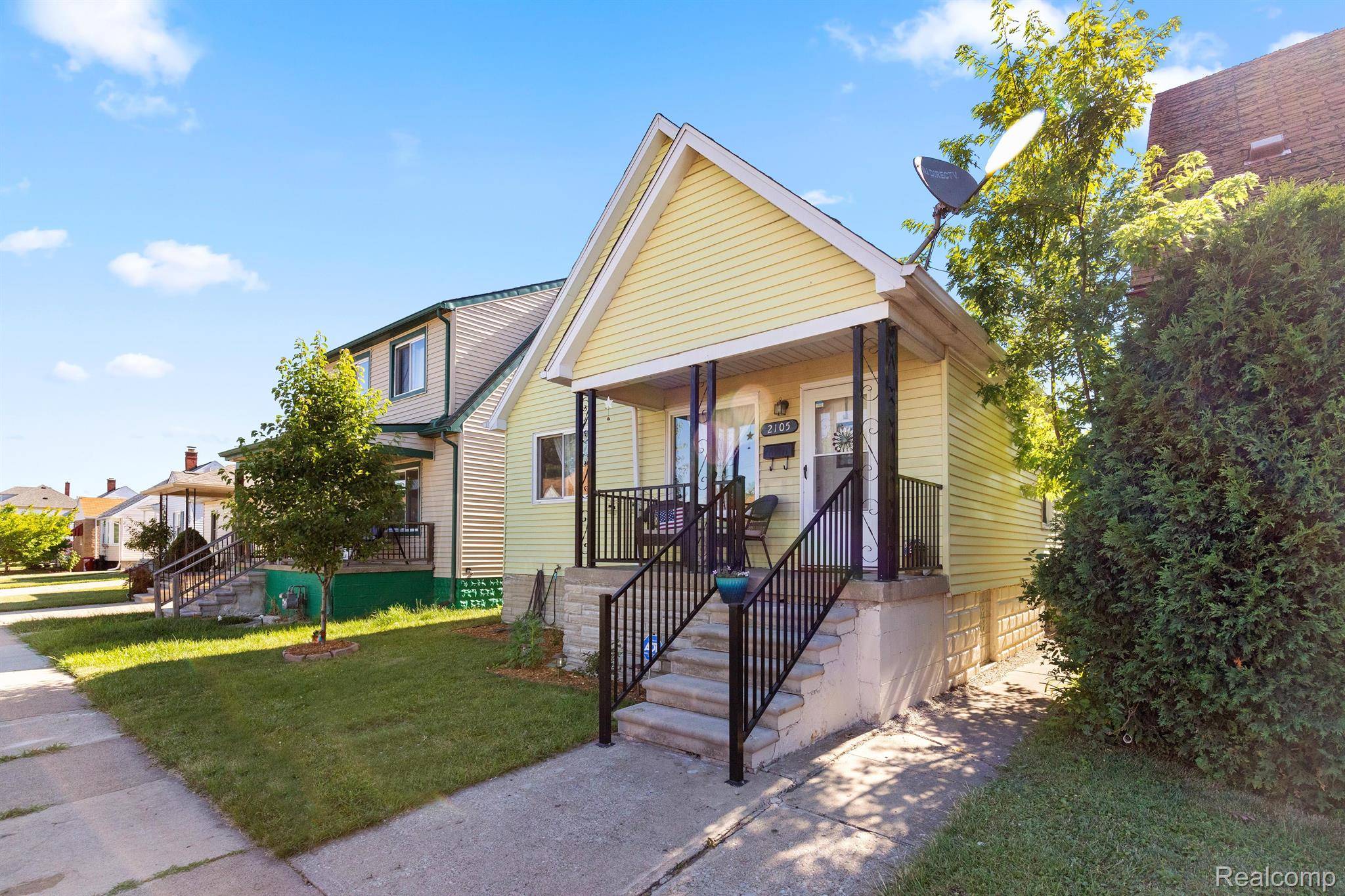 Wyandotte, MI 48192,2105 11th ST