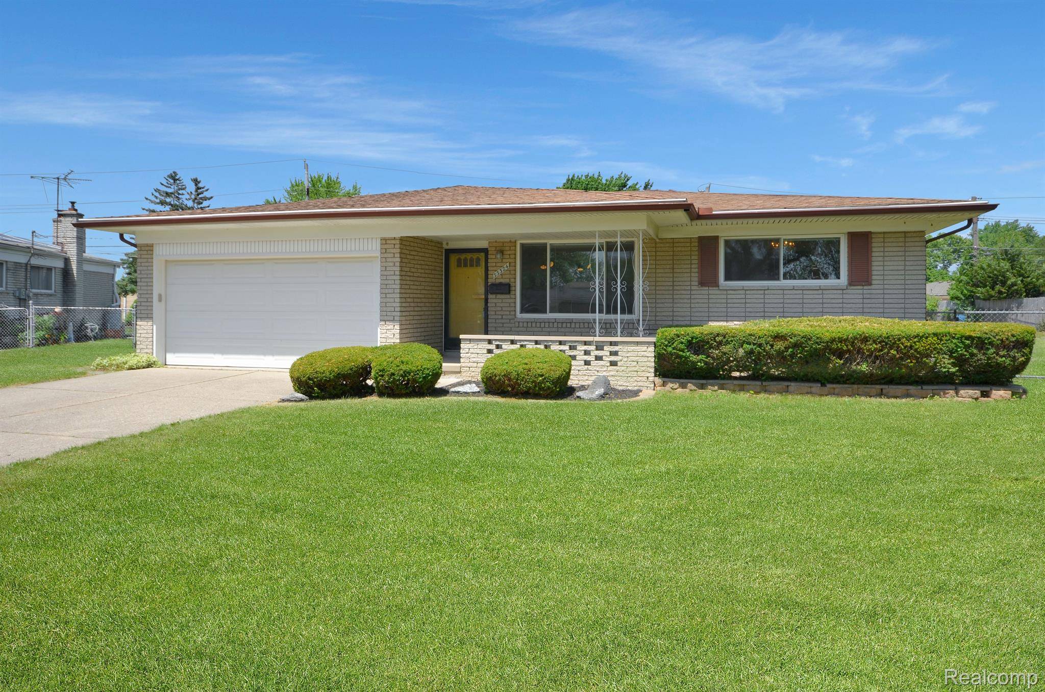 Sterling Heights, MI 48310,33324 Linsdale CT