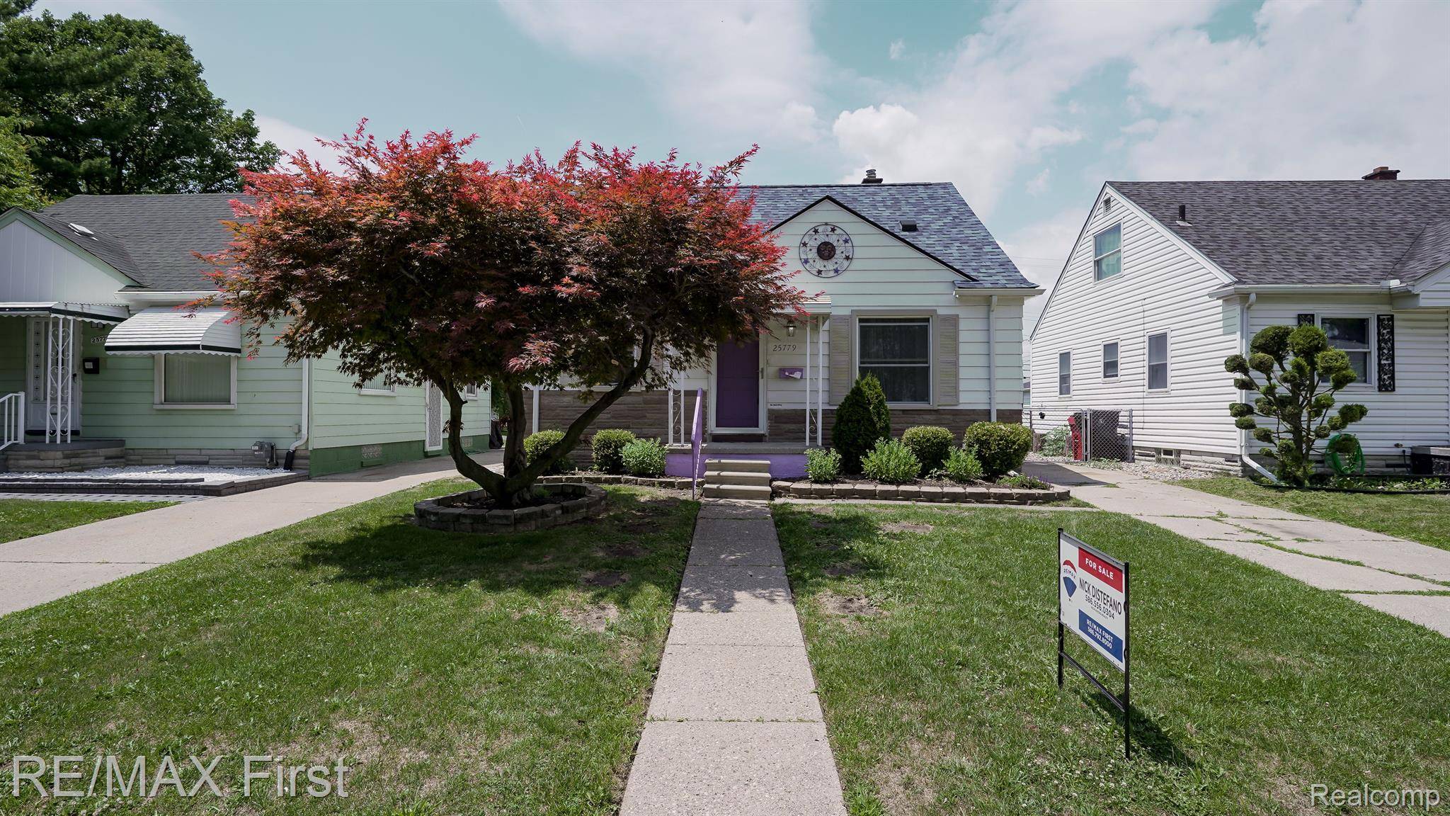 Roseville, MI 48066,25779 GROVELAND ST