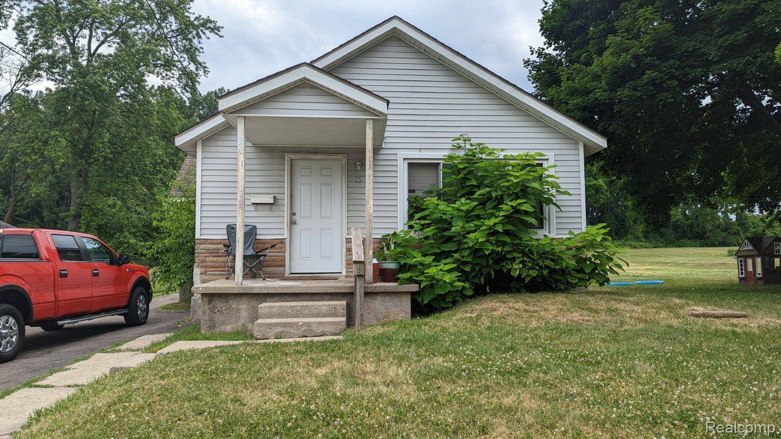 Pontiac, MI 48342,75 COURT ST