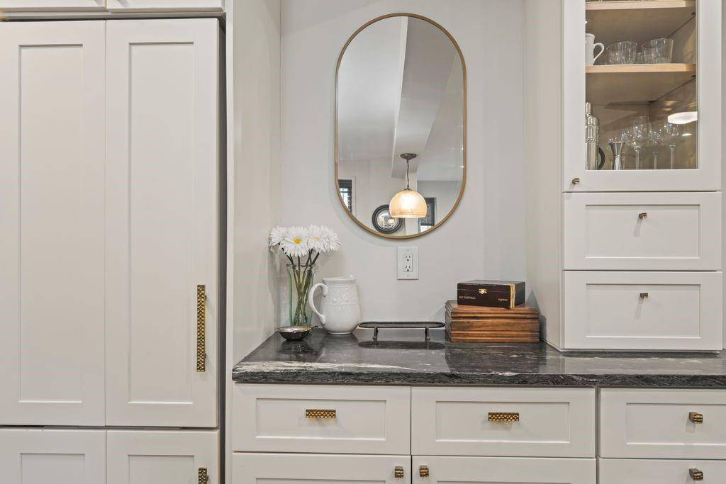 Brooklyn, NY 11209,9707 4th AVE #3R