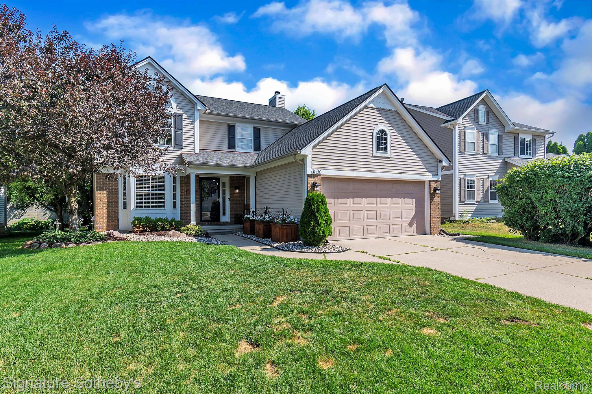 Wixom, MI 48393,1634 BROOKSIDE