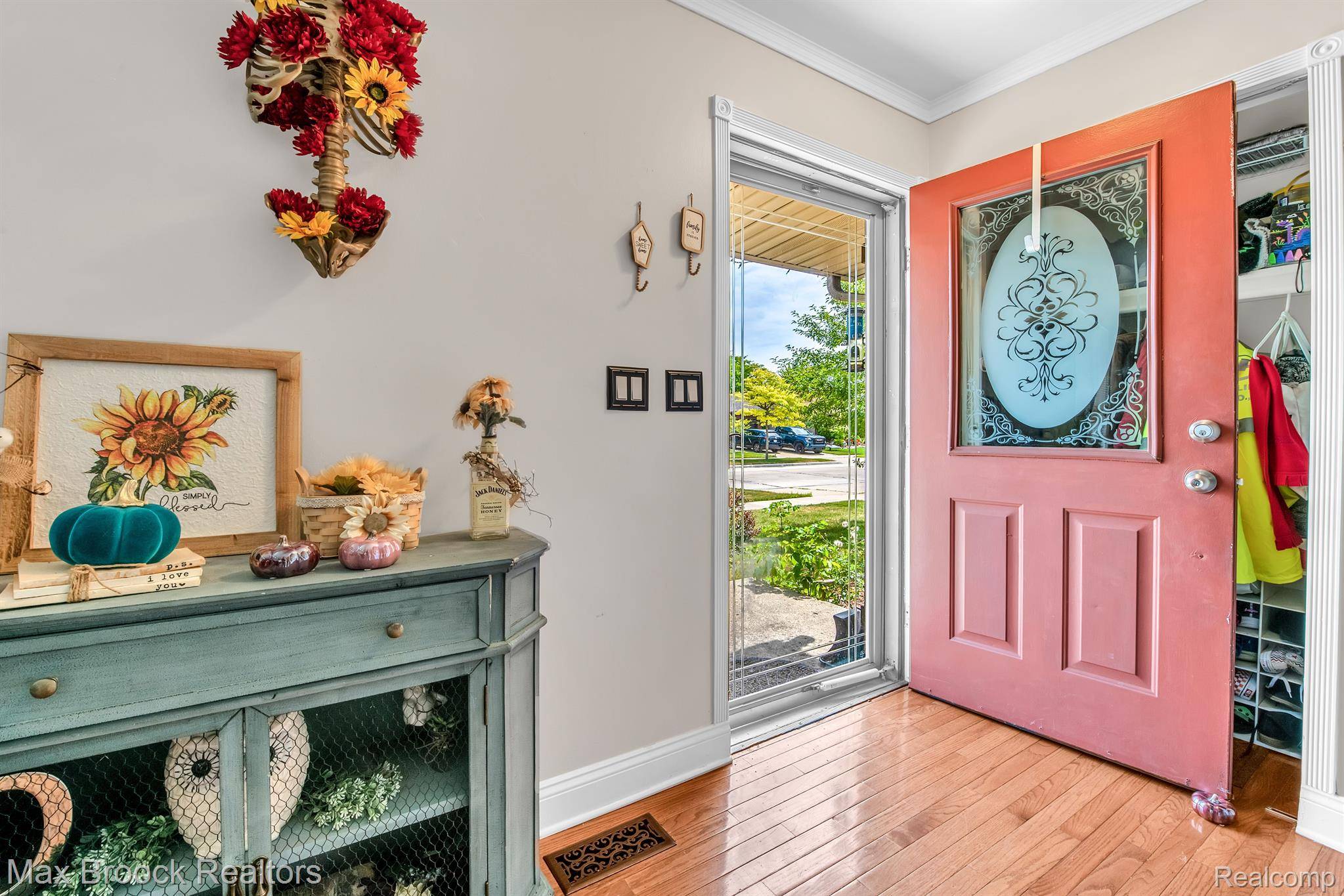 Woodhaven, MI 48183,25058 MONTEBELLO DR