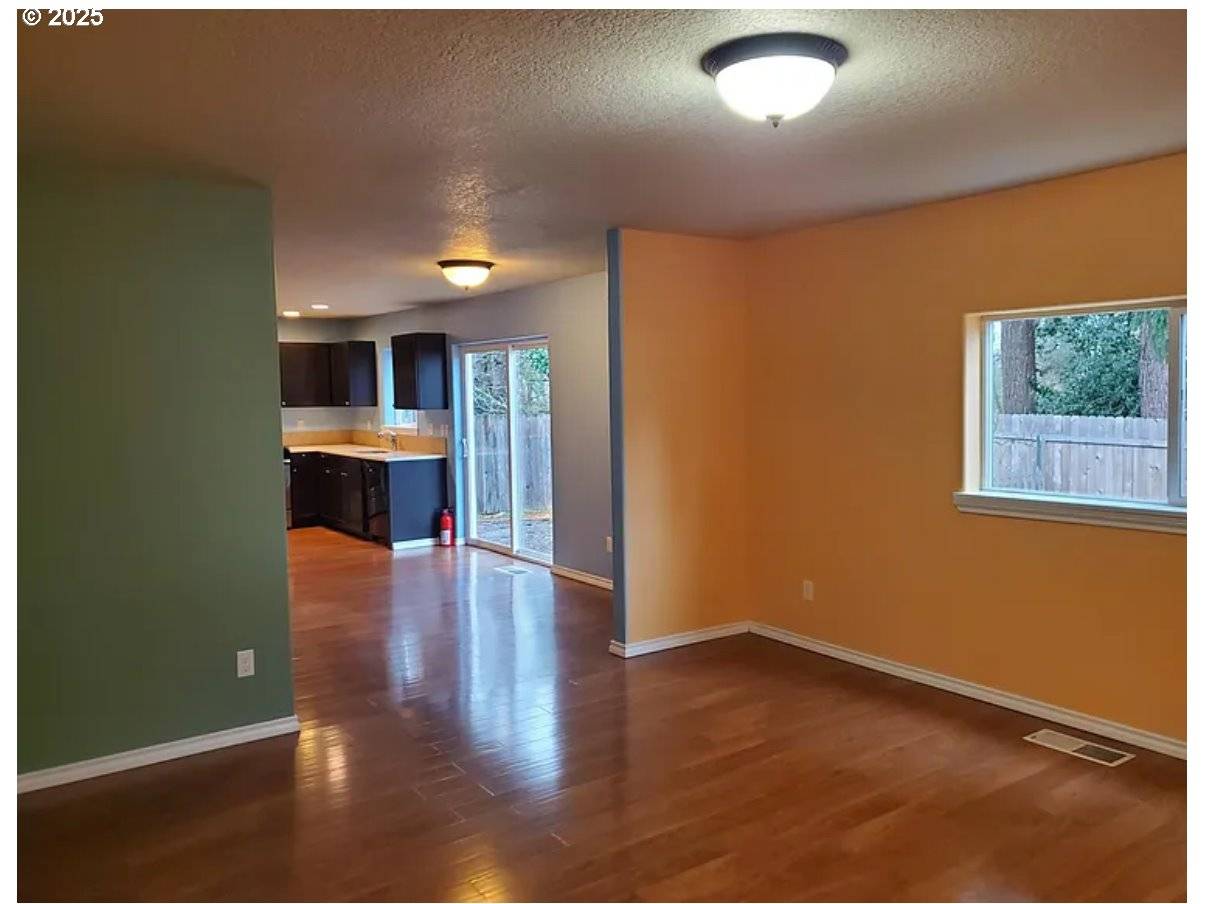 Portland, OR 97218,6011 NE MASON ST