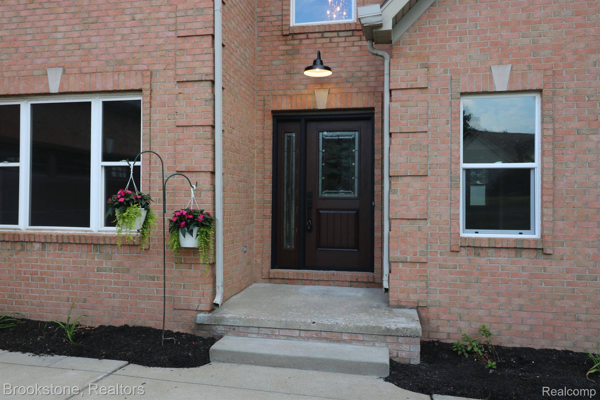 Linden, MI 48451,16189 HILL FOREST DR