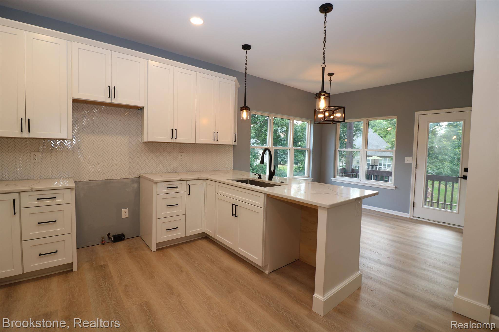 Linden, MI 48451,16189 HILL FOREST DR