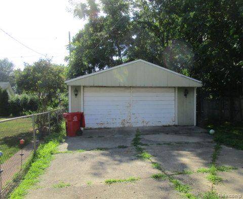 Roseville, MI 48066,29571 KELLY RD