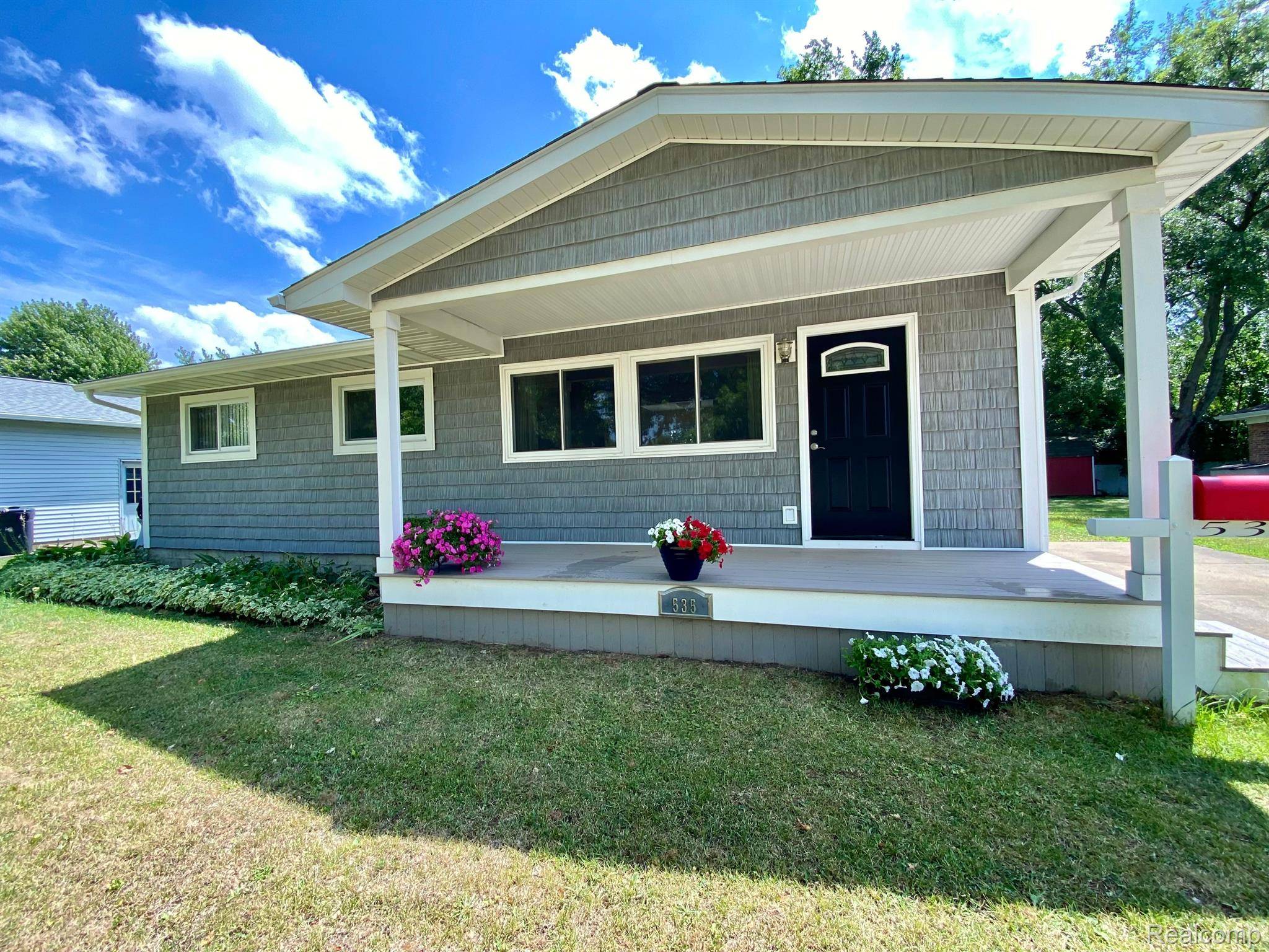 Davison, MI 48423,535 LEONA DR