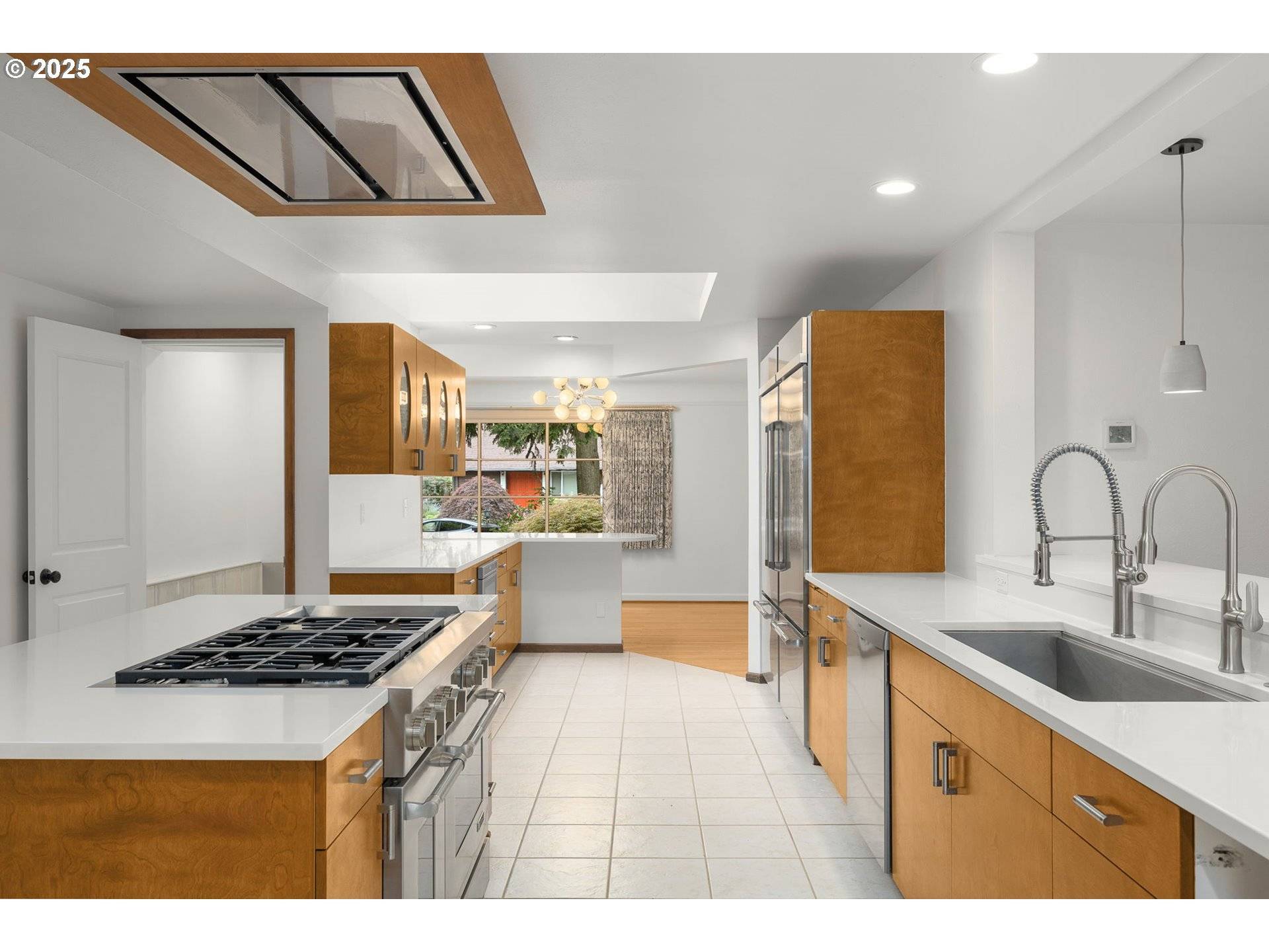 Portland, OR 97225,1940 SW 71ST AVE