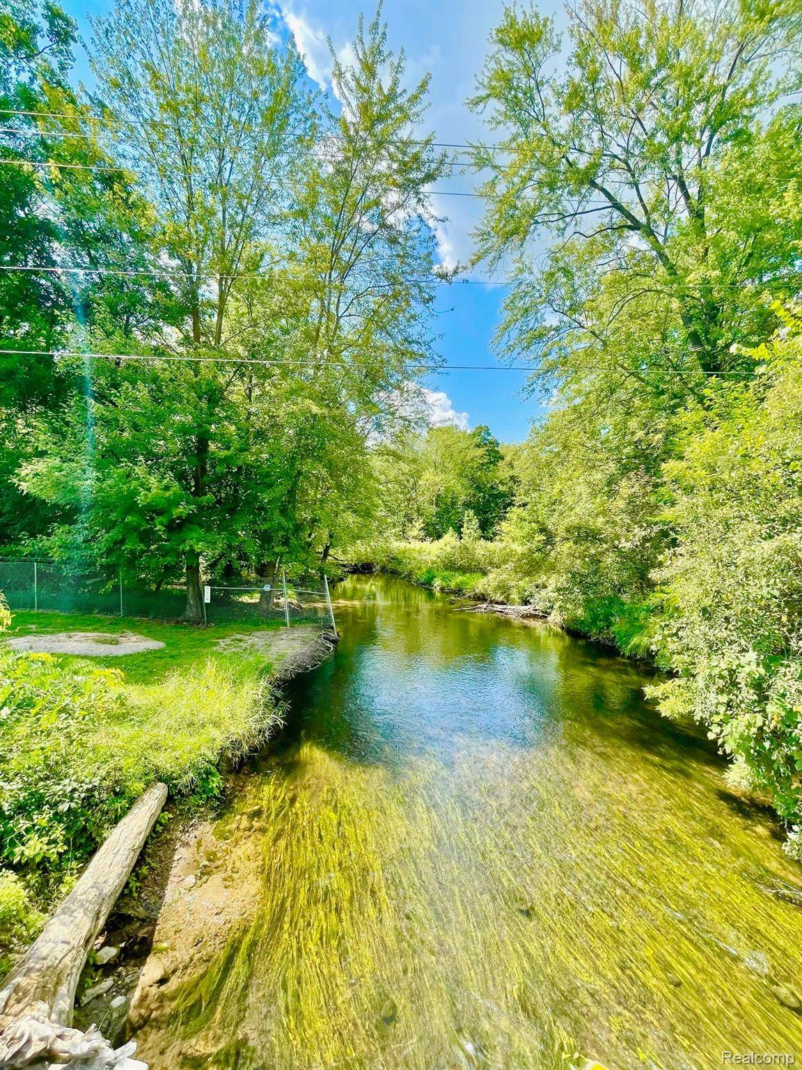 Linden, MI 48451,14347 HOGAN RD