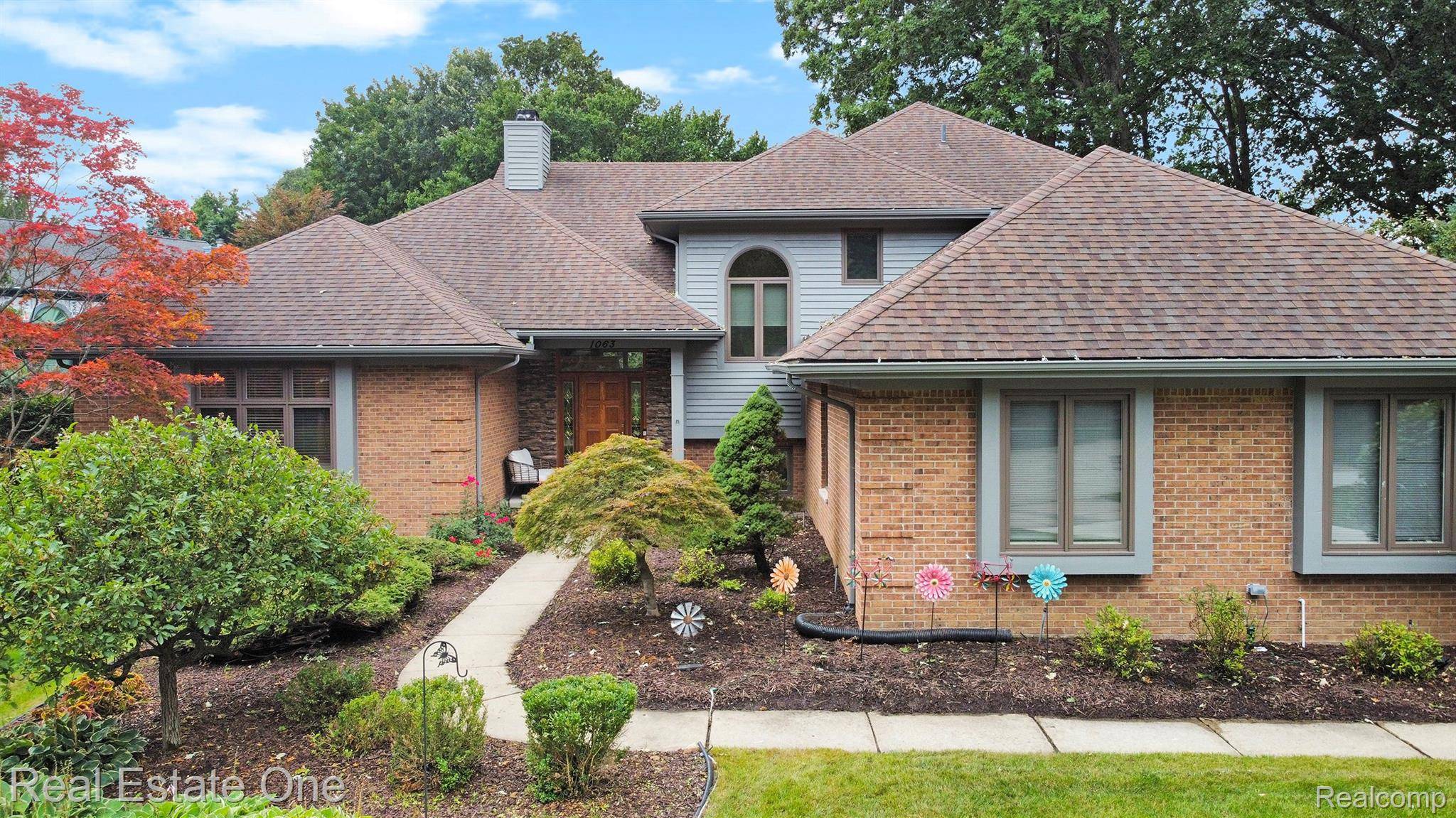 Troy, MI 48098,1063 PADDOCK