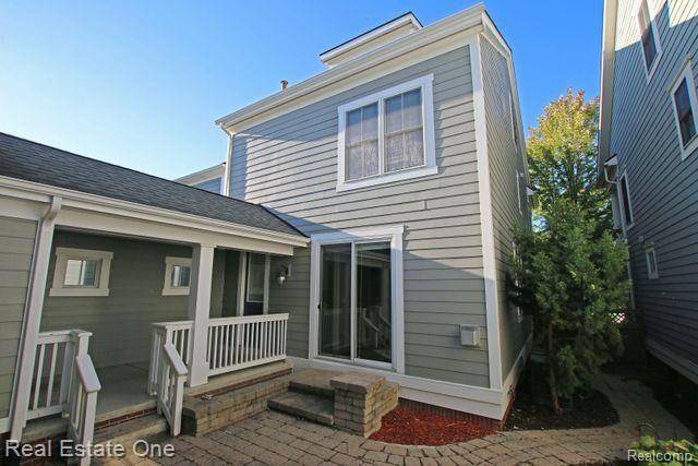 Auburn Hills, MI 48326,3840 Forester Boulevard