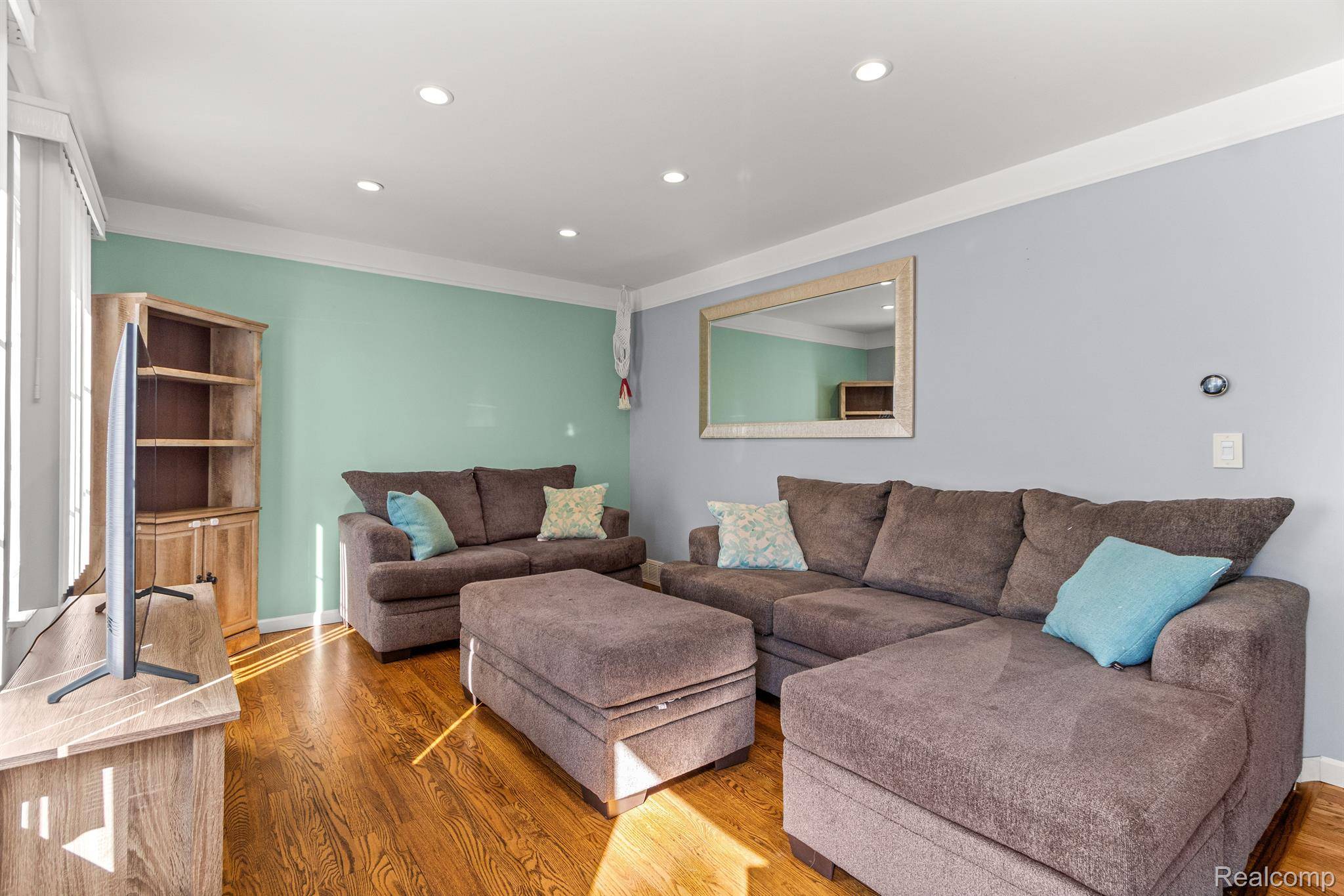 Woodhaven, MI 48183,18566 BLAKELY DR