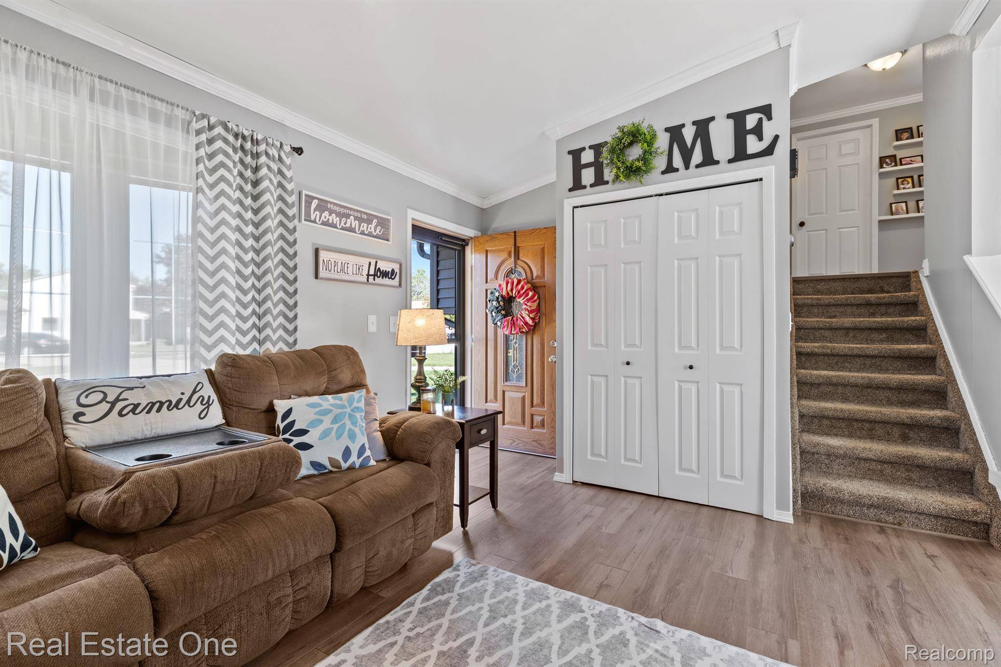 Woodhaven, MI 48183,18947 HYDE PARK DR