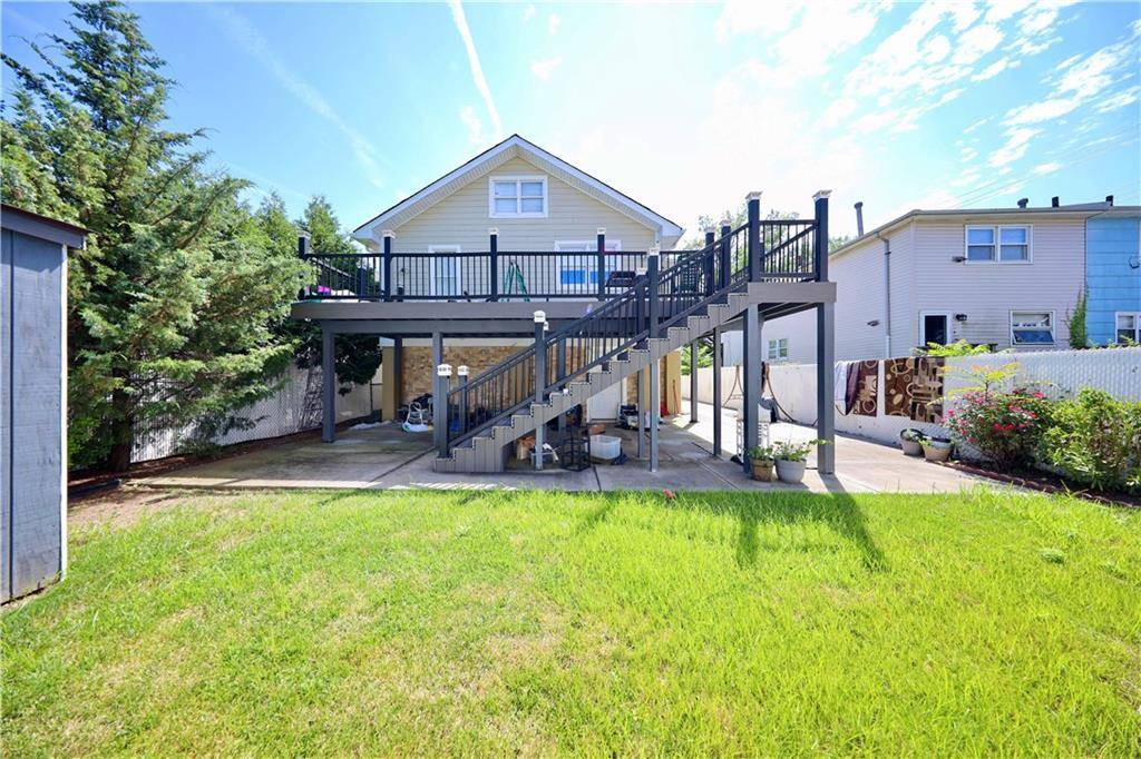 Staten  Island, NY 10306,579 Greeley AVE