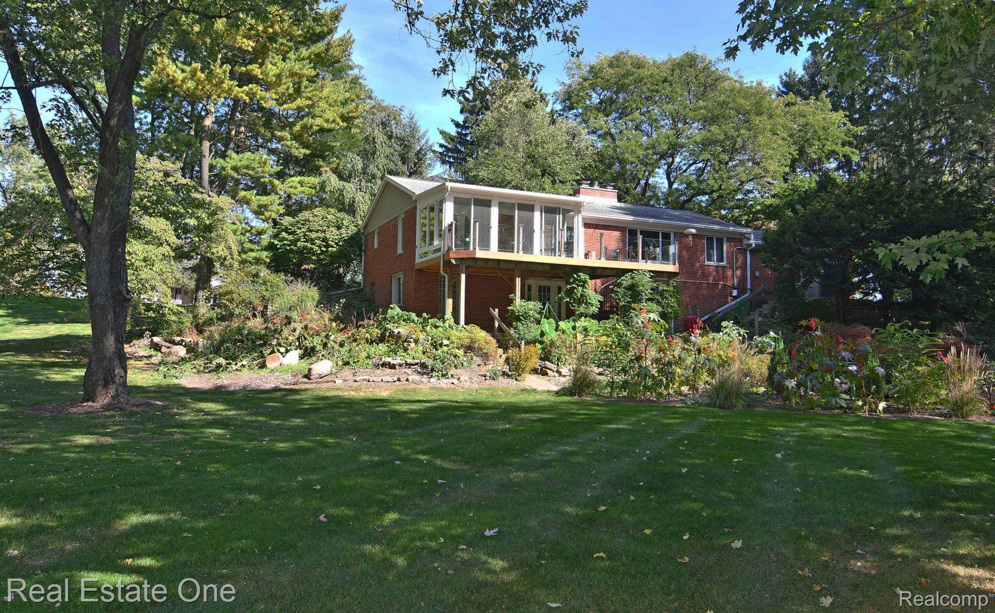 Rochester Hills, MI 48309,1770 CHRISTIAN HILLS DR