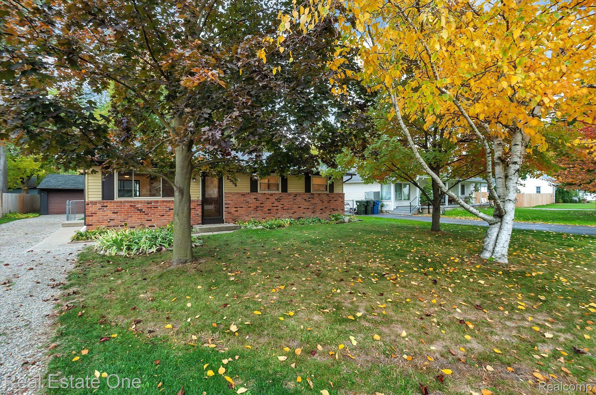 Rochester Hills, MI 48307,2550 LONGVIEW AVE