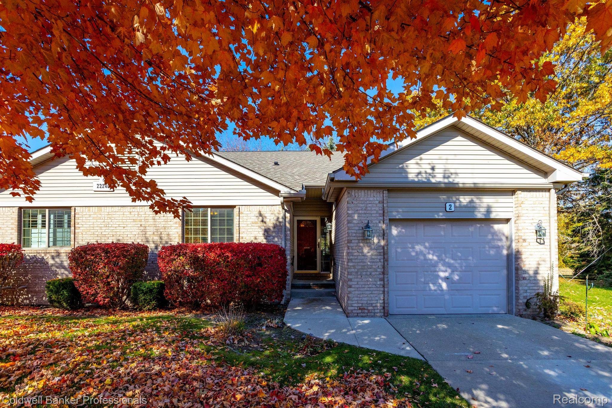 South Lyon, MI 48178,22240 QUAIL RUN CIR #2