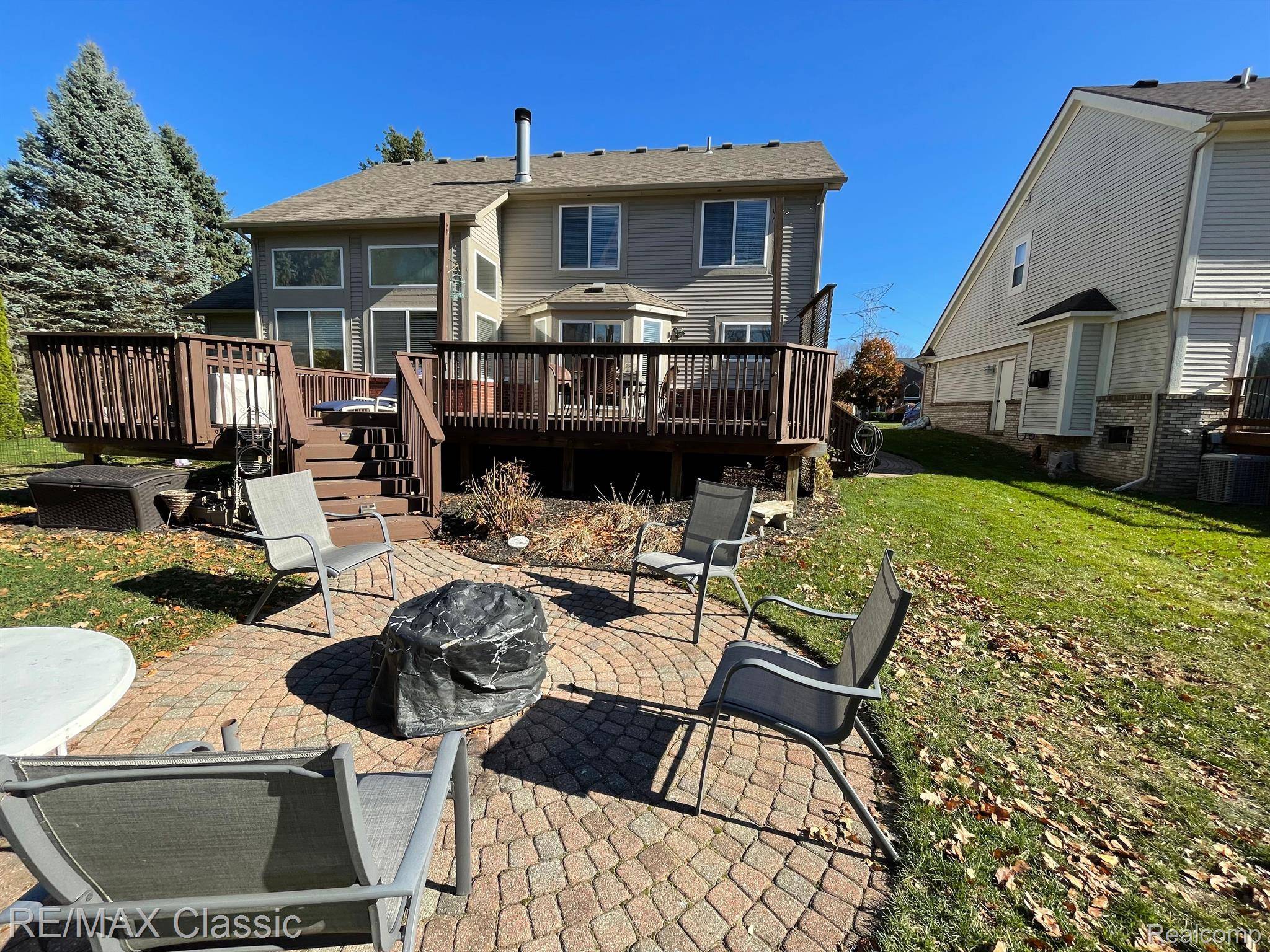 Wixom, MI 48393,1069 PHEASANT RUN WEST DR