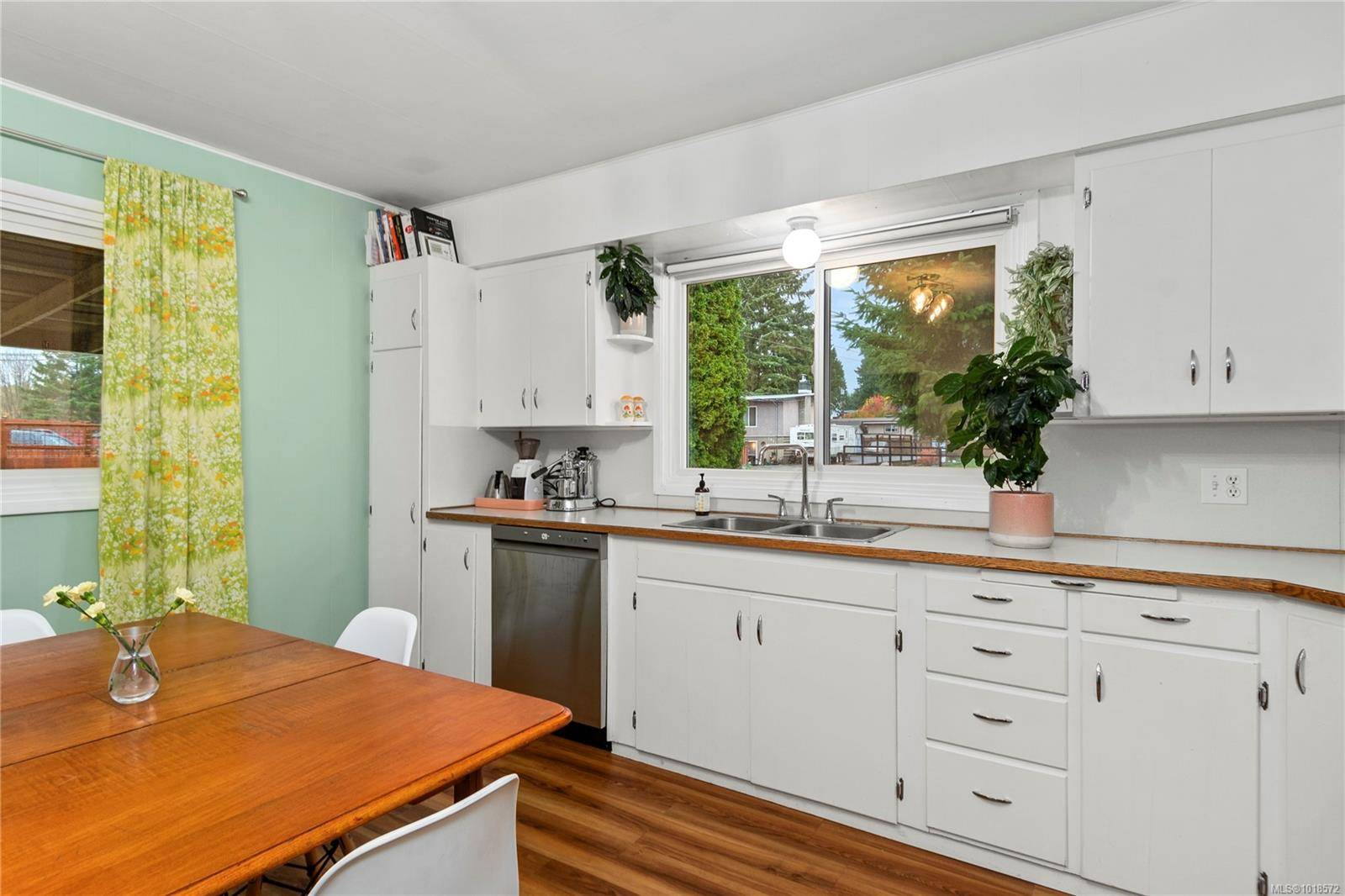 Courtenay, BC V9N 1Z5,1040 17th St