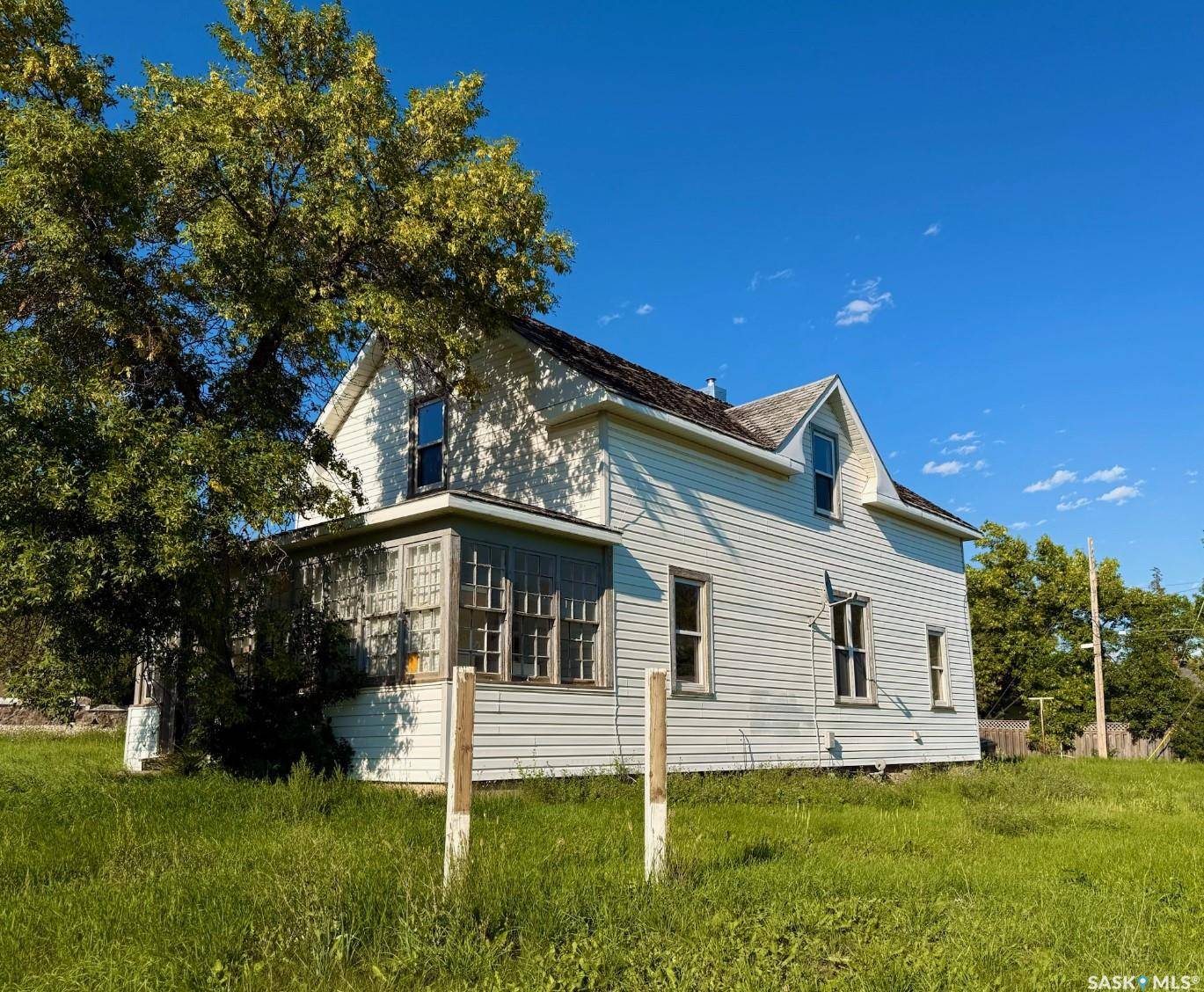 Swift Current, SK S9H 0L8,577 Central AVENUE N