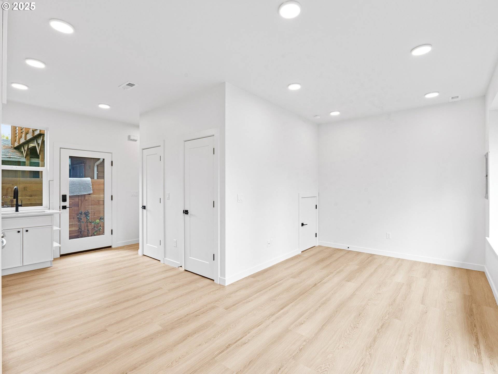 Portland, OR 97216,8420 SE Clay ST