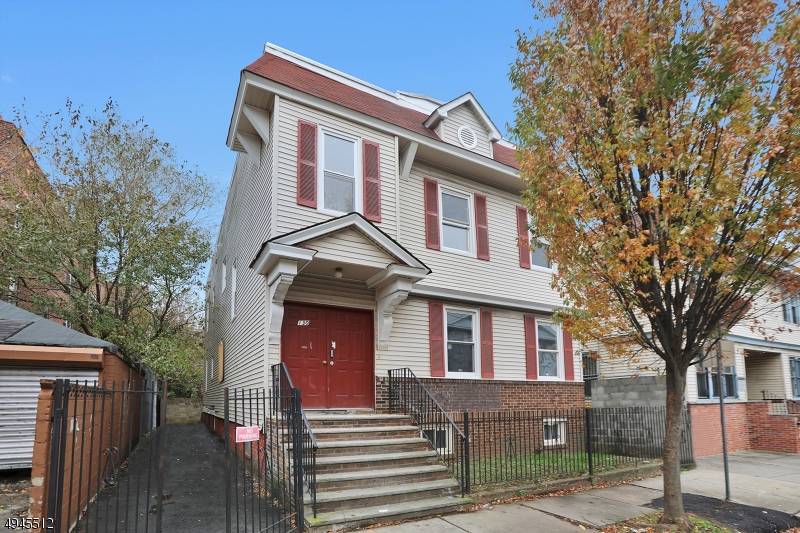 Newark City, NJ 07112,130 HUNTINGTON TER