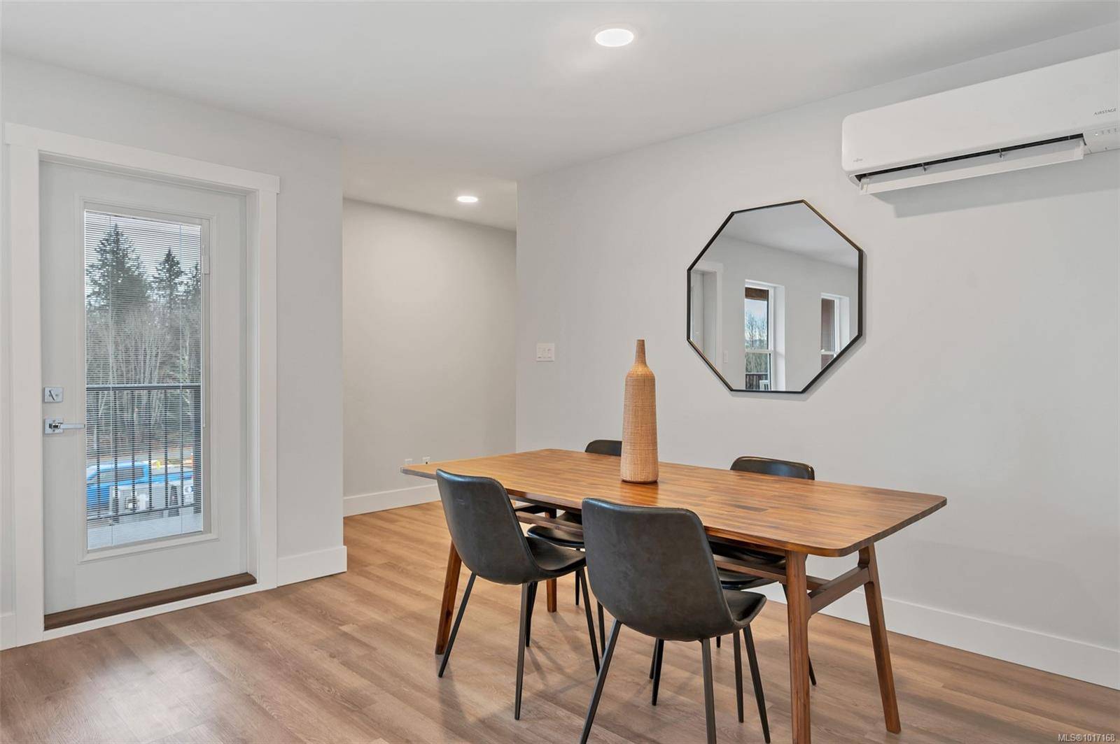 Campbell River, BC V9W 0H9,850 Park Forest Dr #17