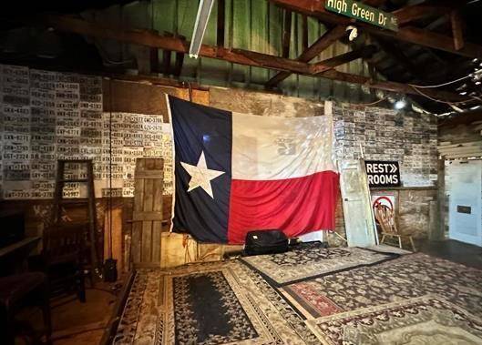 Pittsburg, TX 75686,115 Compress Street