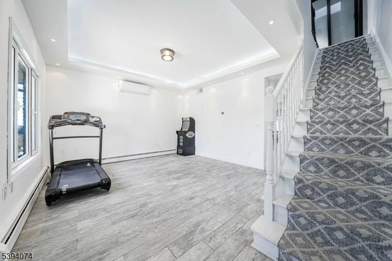 Garfield City, NJ 07026,75 Cedar St