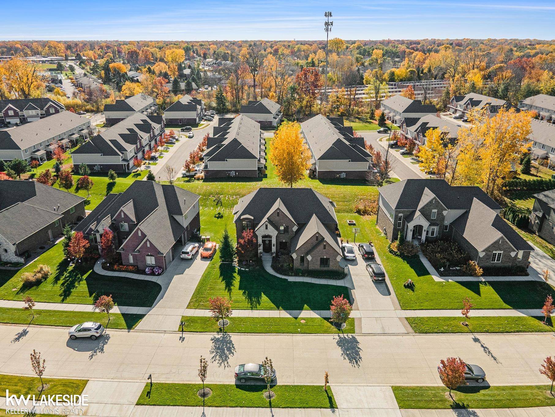 Shelby Twp, MI 48316,6330 Creekside