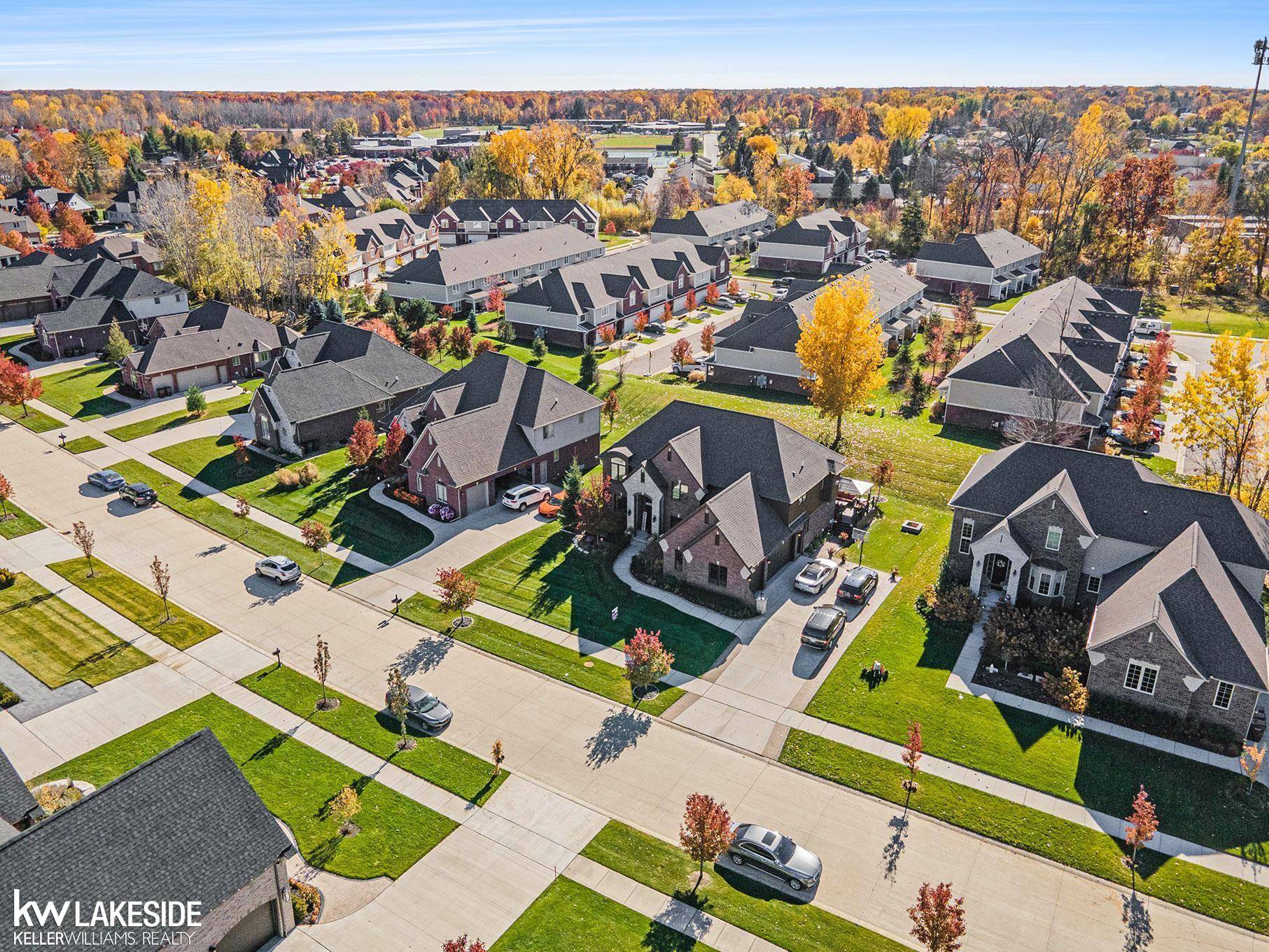 Shelby Twp, MI 48316,6330 Creekside