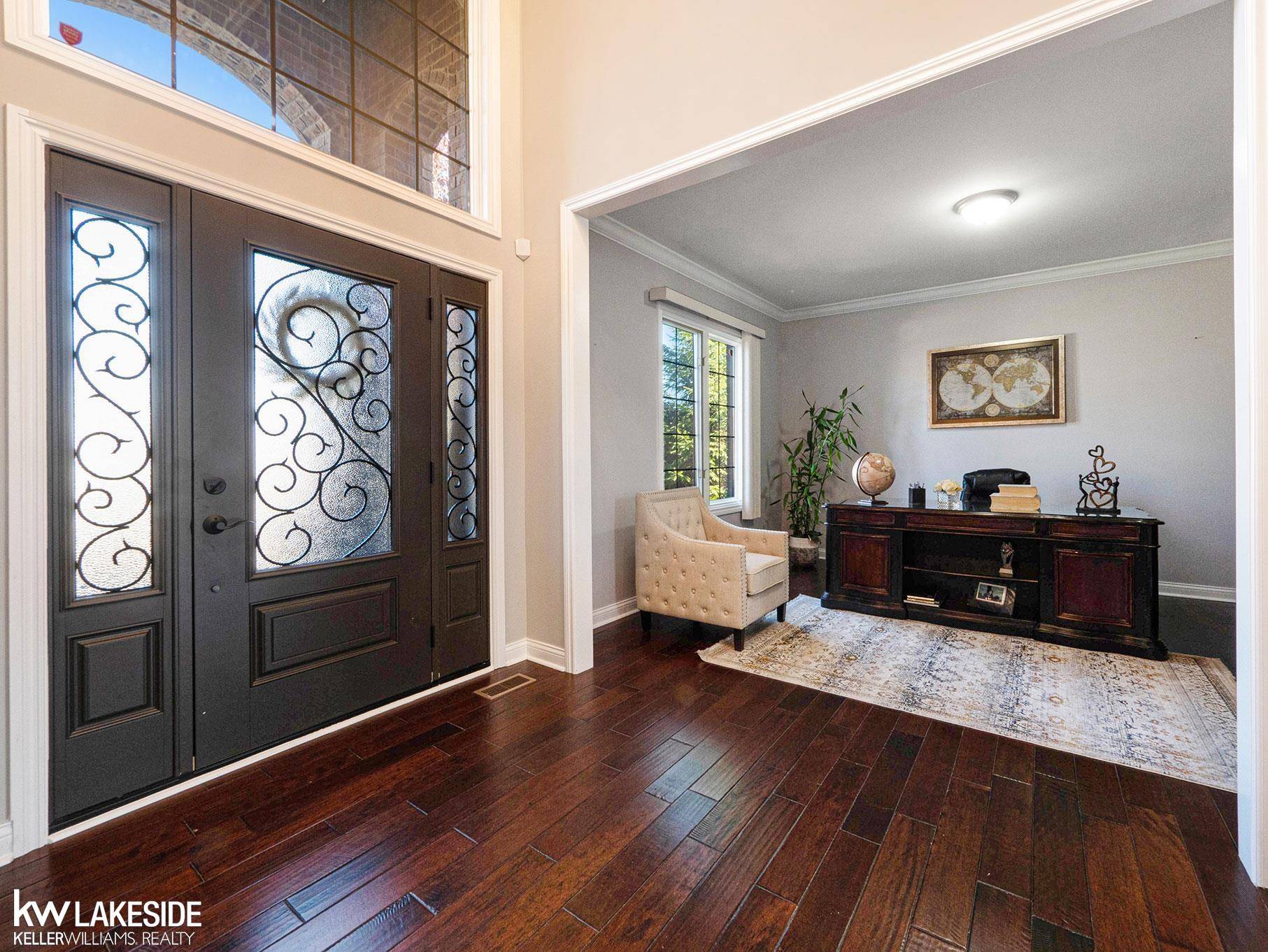 Shelby Twp, MI 48316,6330 Creekside