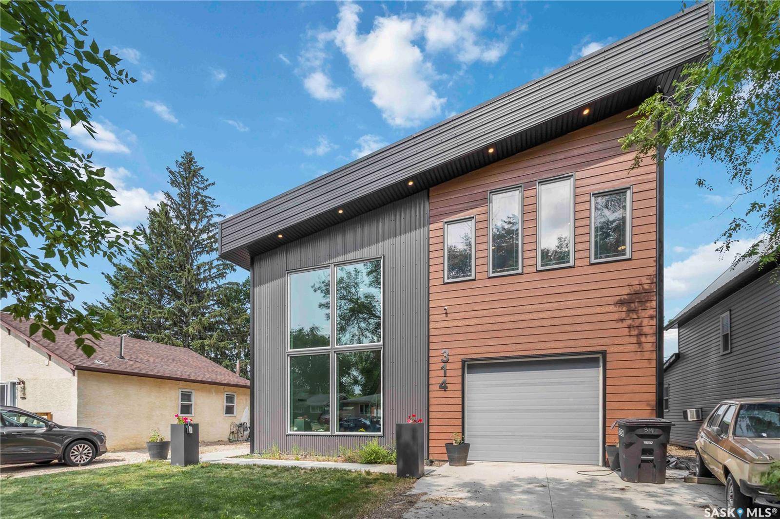 Watrous, SK S0K 4T0,314 Fifth AVENUE E