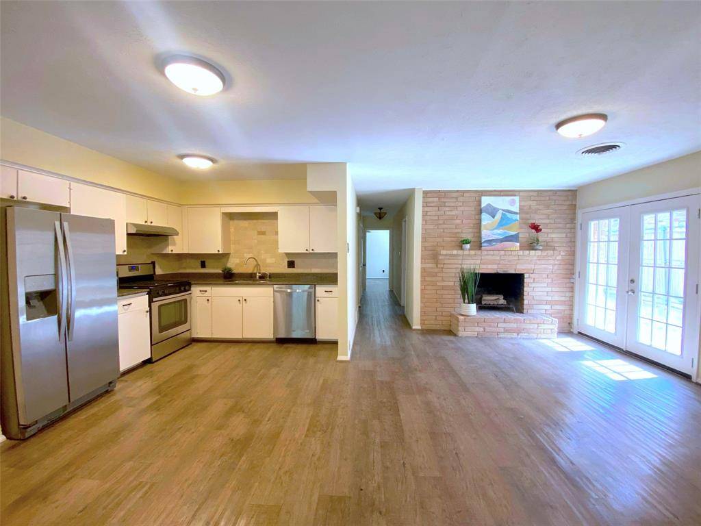 Dallas, TX 75231,7406 Walling Lane