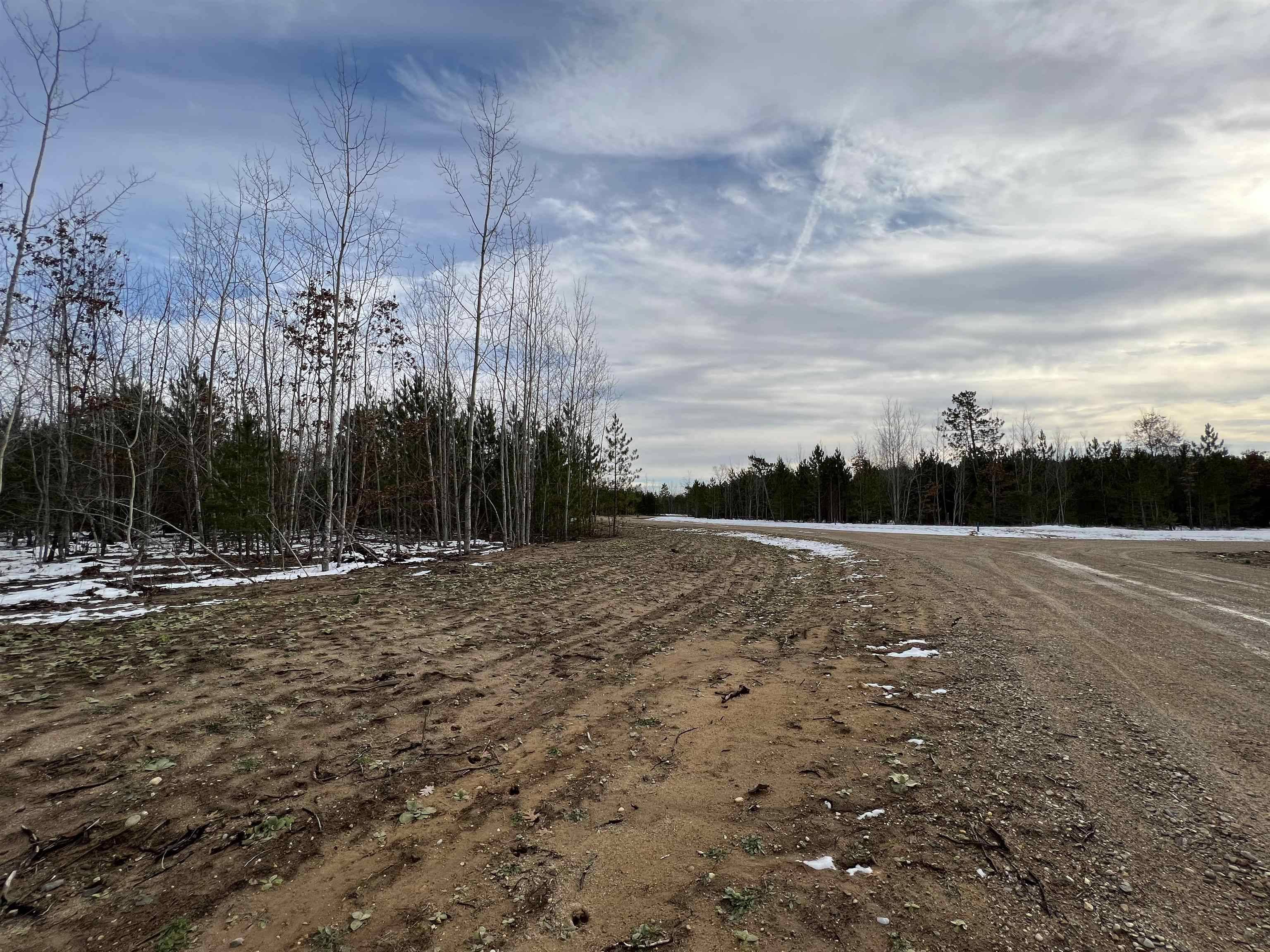 Rapid City, MI 49676,7980 NW Springwater