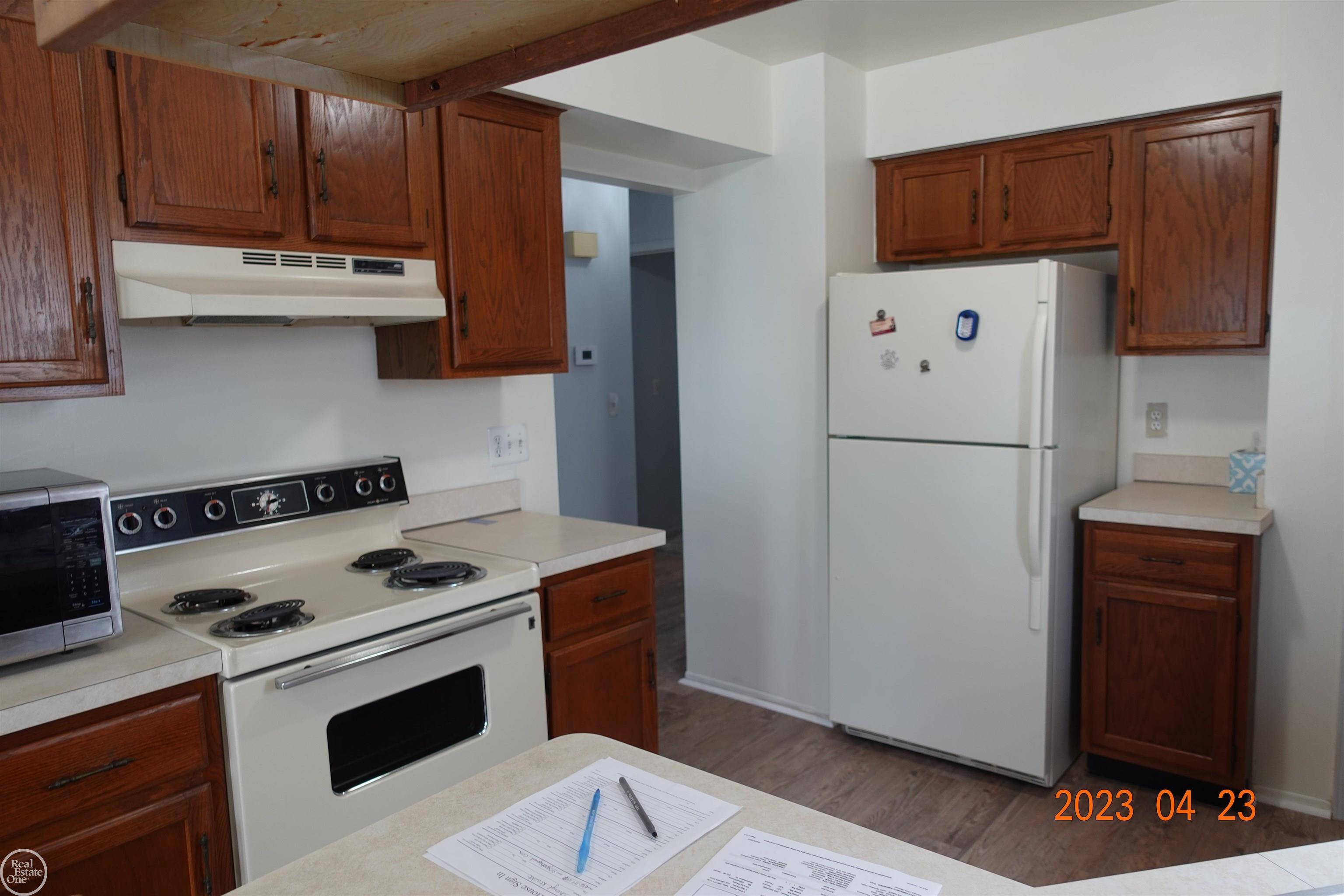 Harrison Twp, MI 48045,28090 FAIR OAKS #14