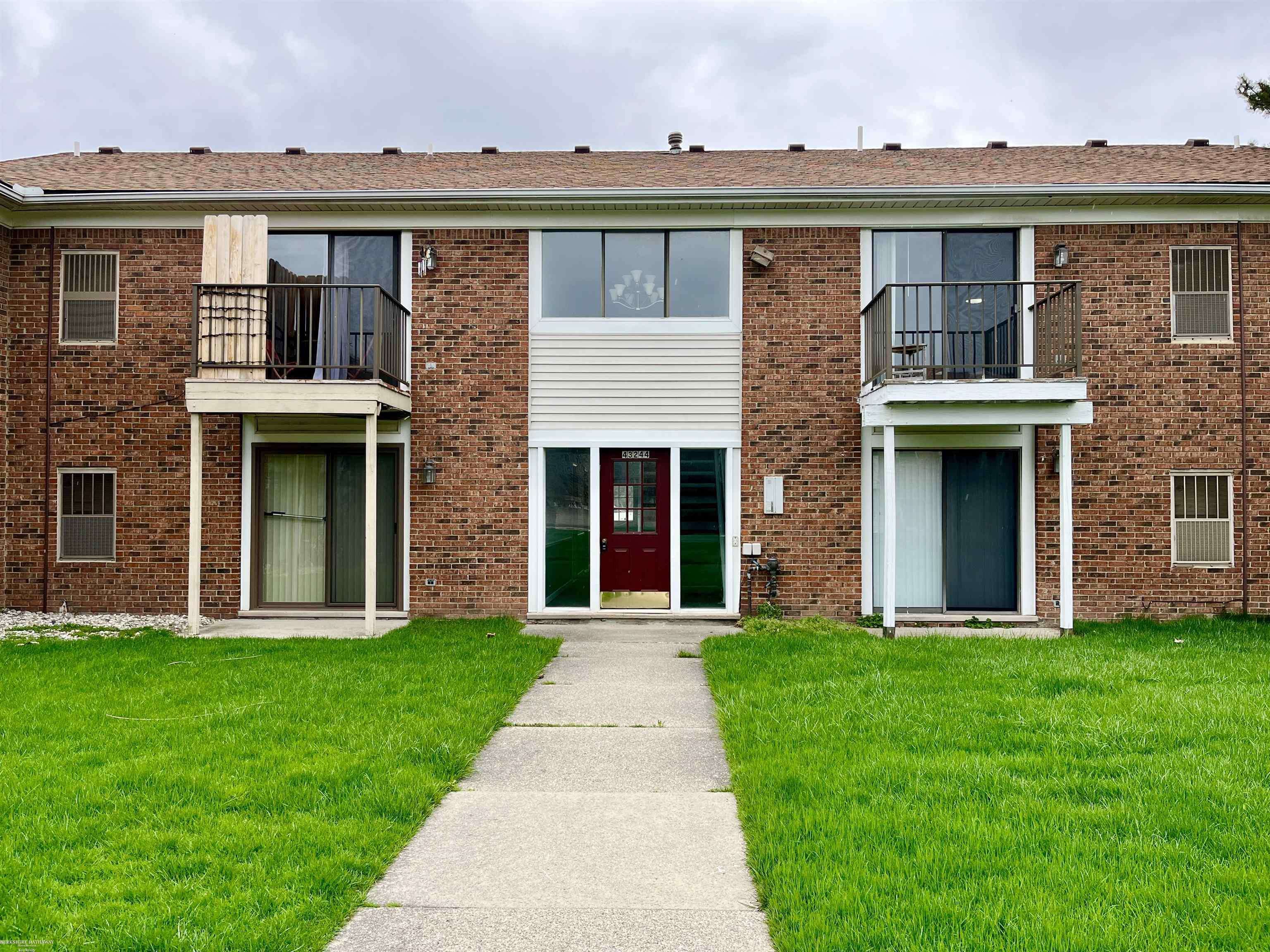 Sterling Heights, MI 48314,43244 Mound Rd